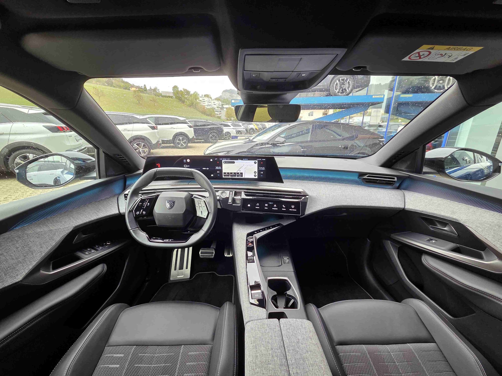 PEUGEOT 3008 1.2 Hybrid GT-image-9