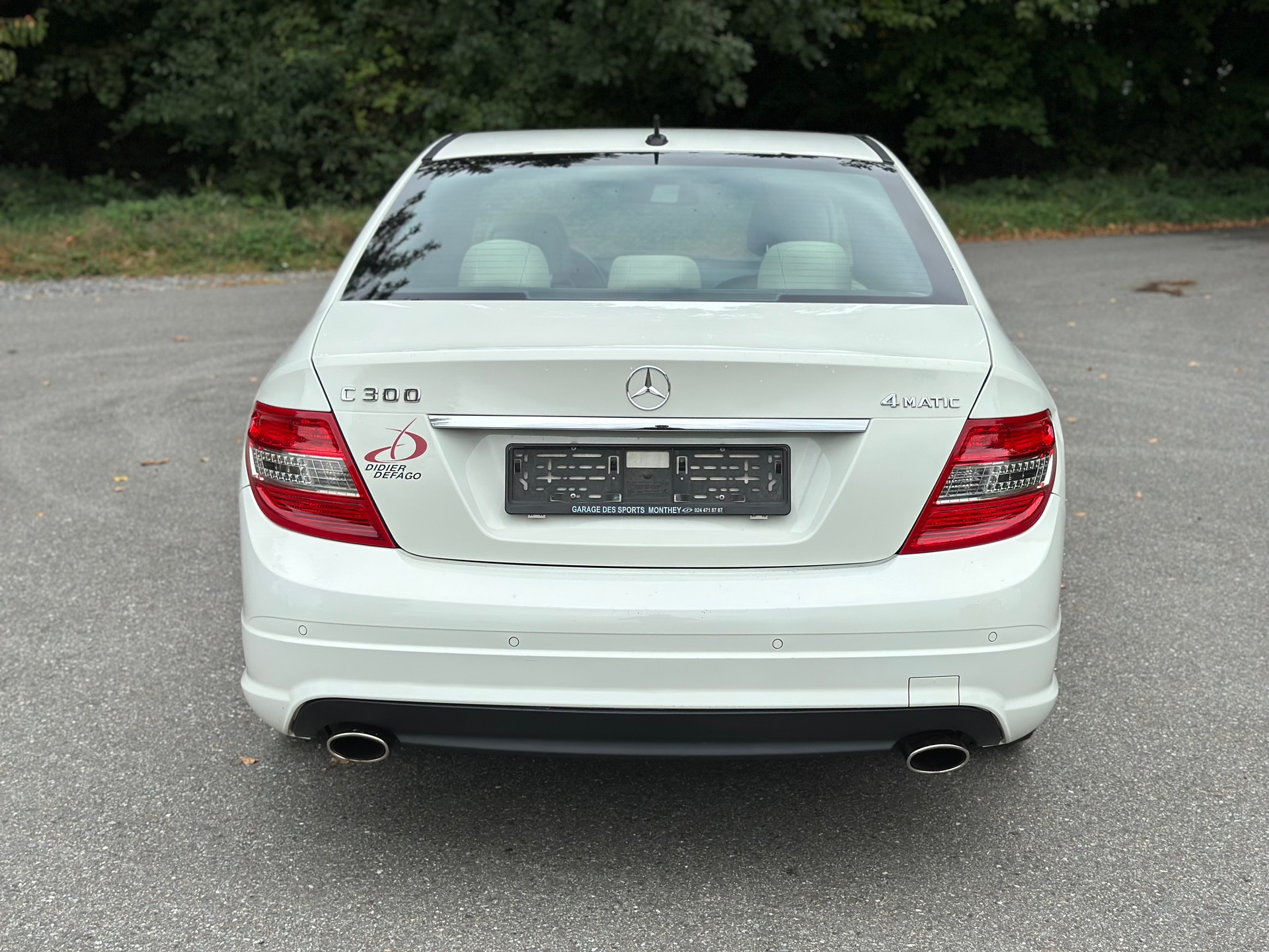 MERCEDES-BENZ C 300 4Matic AMG-Line-image-2