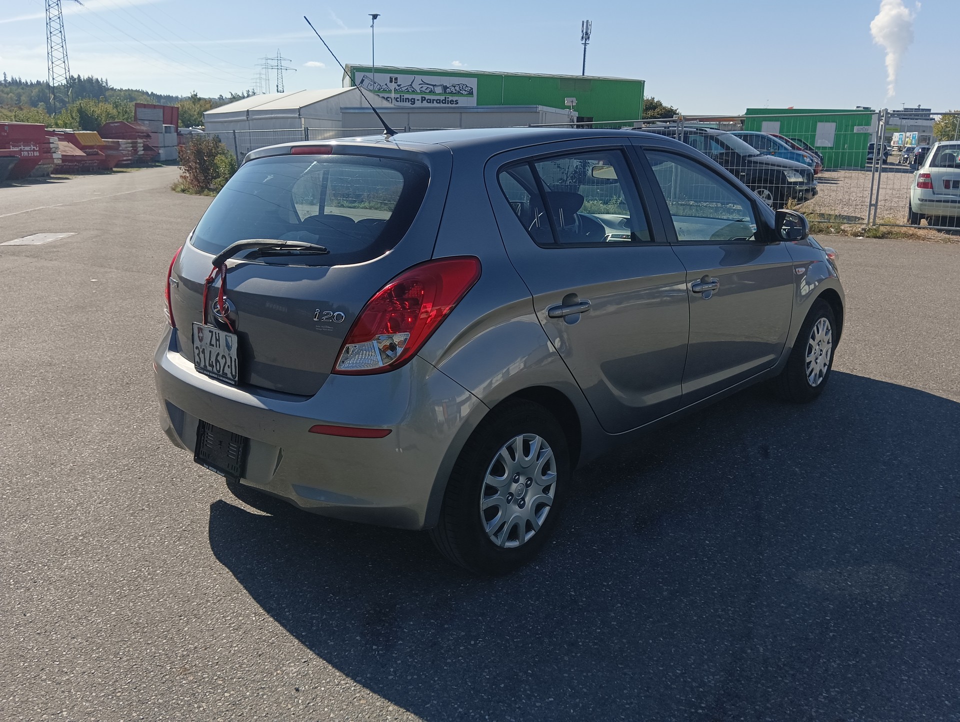 HYUNDAI i20-image-2
