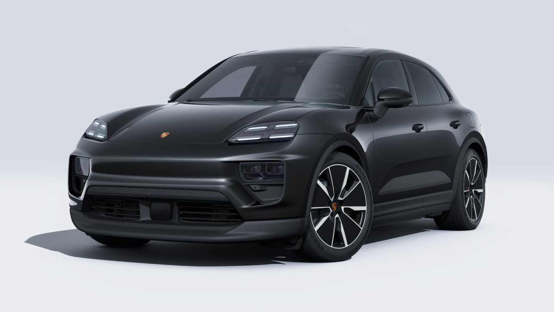 PORSCHE Macan 4