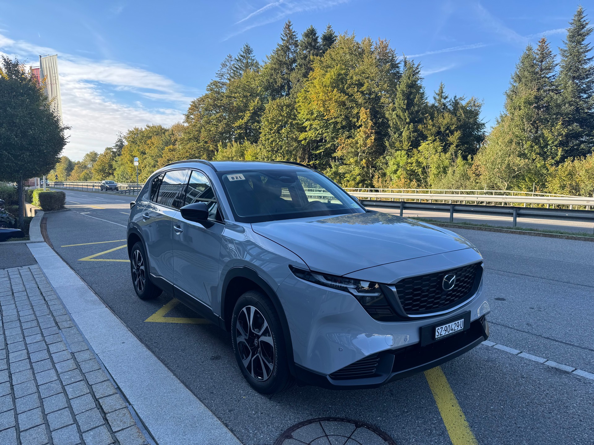 MAZDA CX-5 e-Skyactiv-G 141 Centre-line AWD-image-2