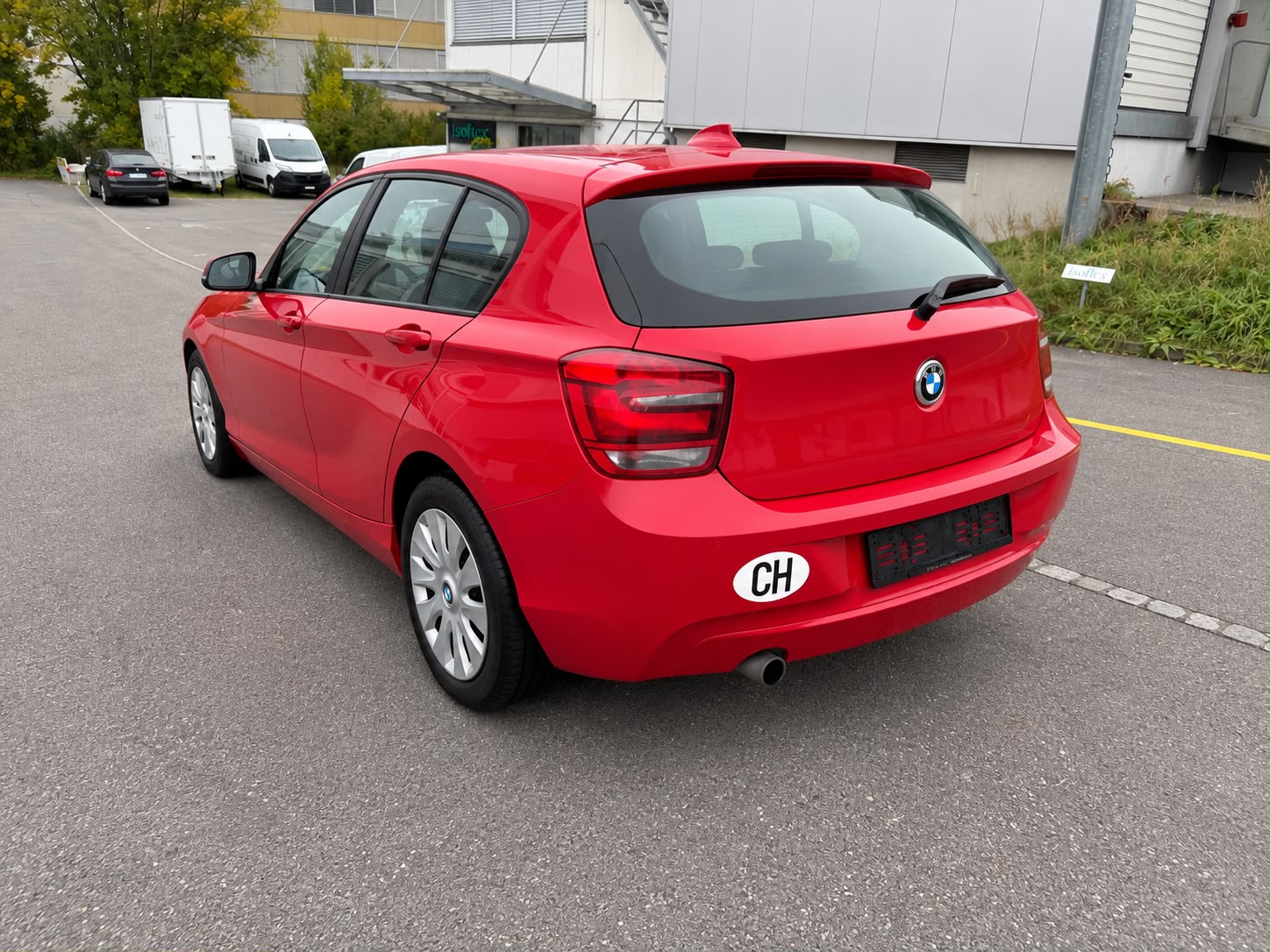 BMW 116i-image-3