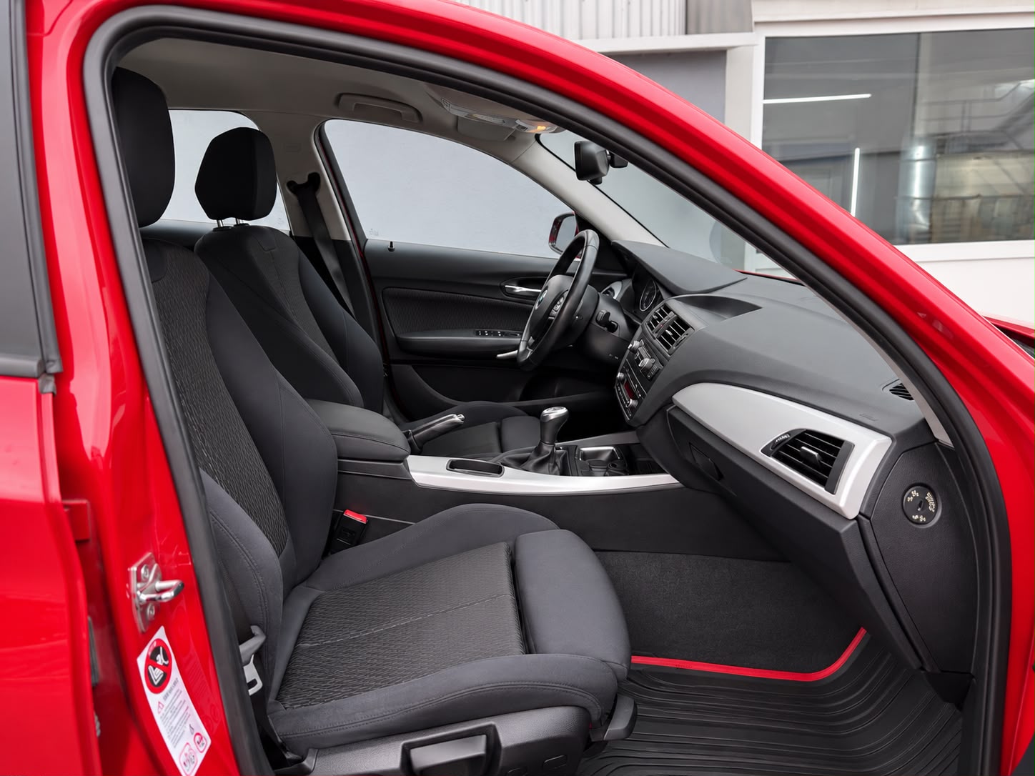 BMW 116i-image-15