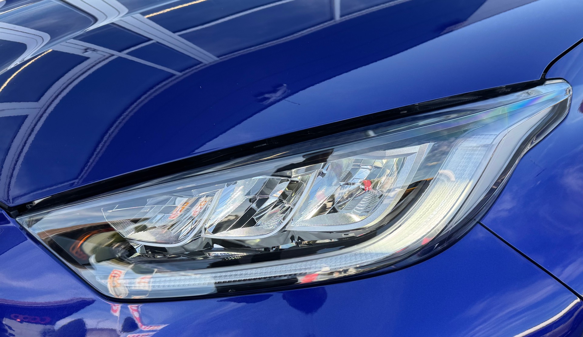 TOYOTA Yaris 1.5 Trend e-CVT-image-2