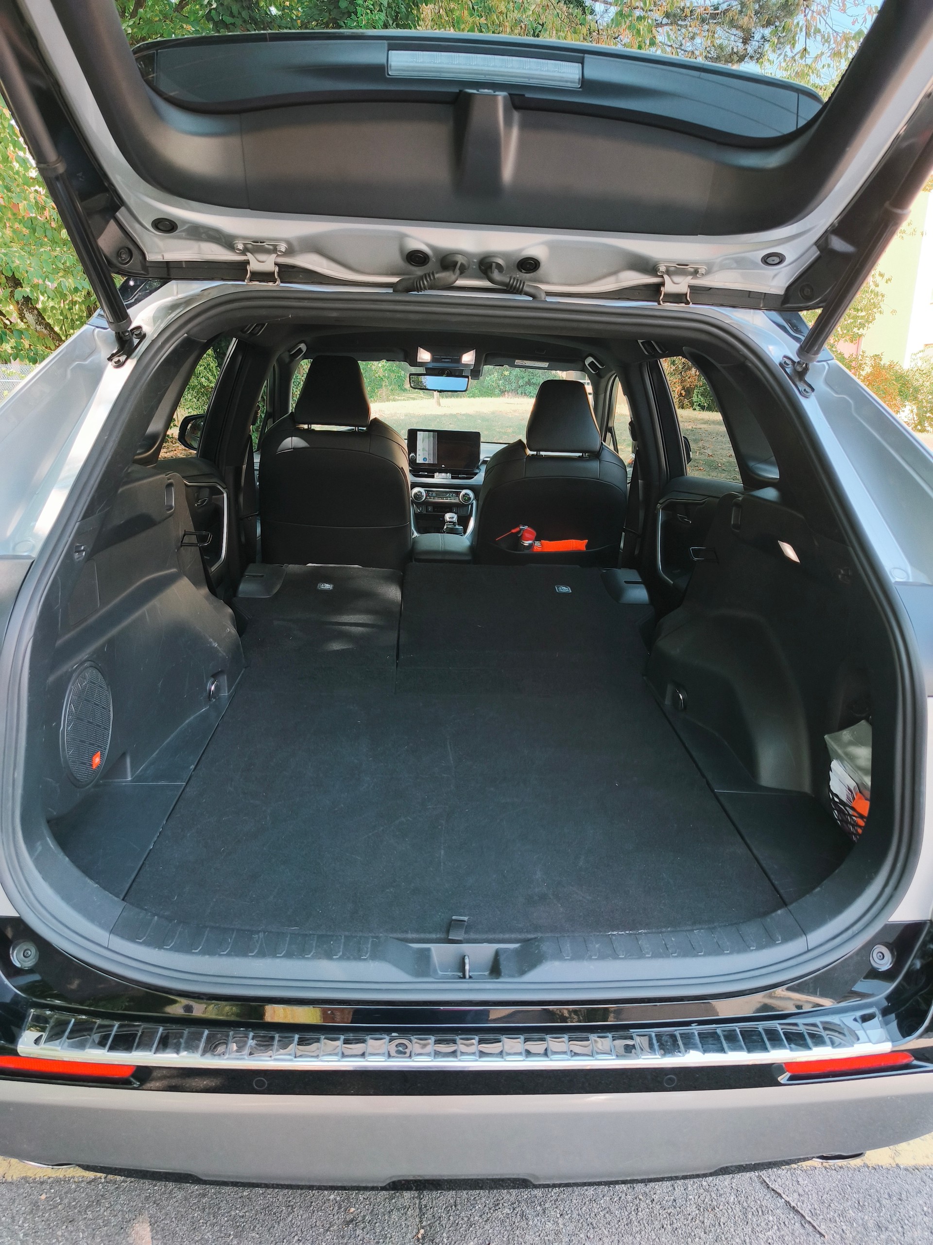 TOYOTA 2.5 HEV Style-image-4