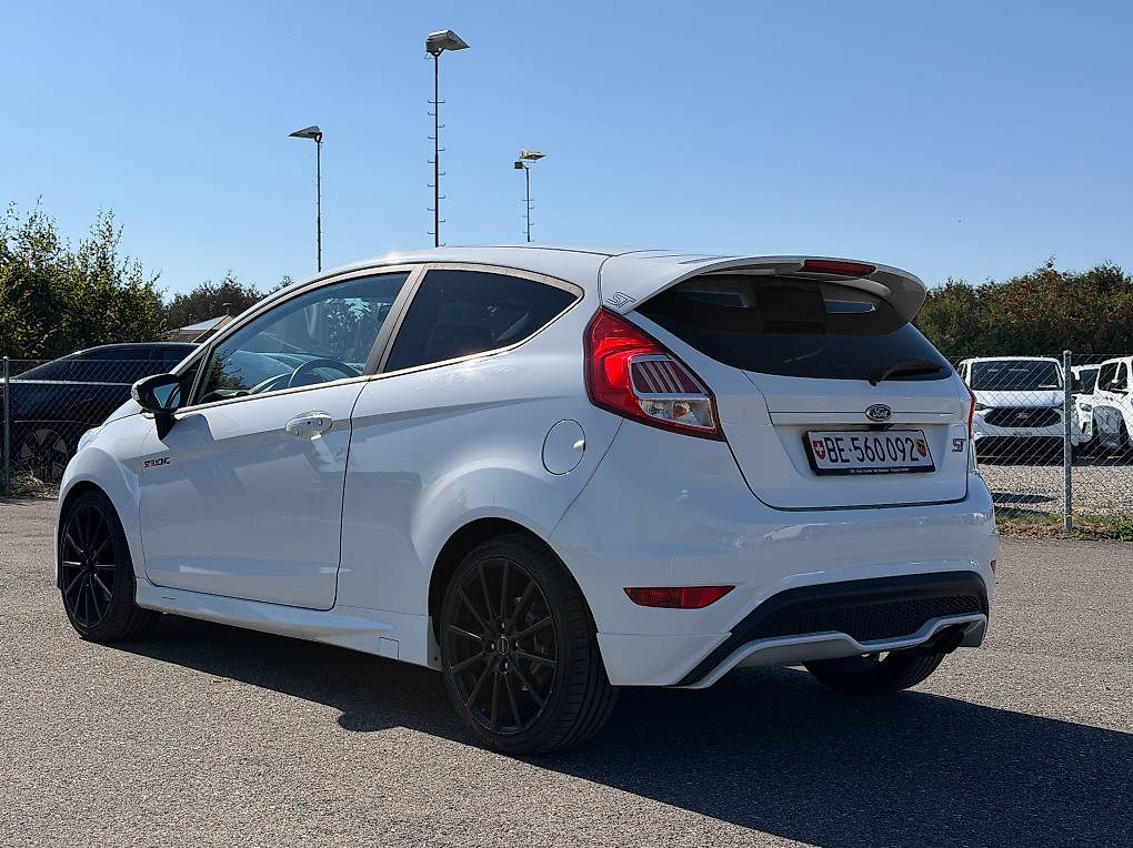 FORD Fiesta 1.6 SCTi ST-1-image-2
