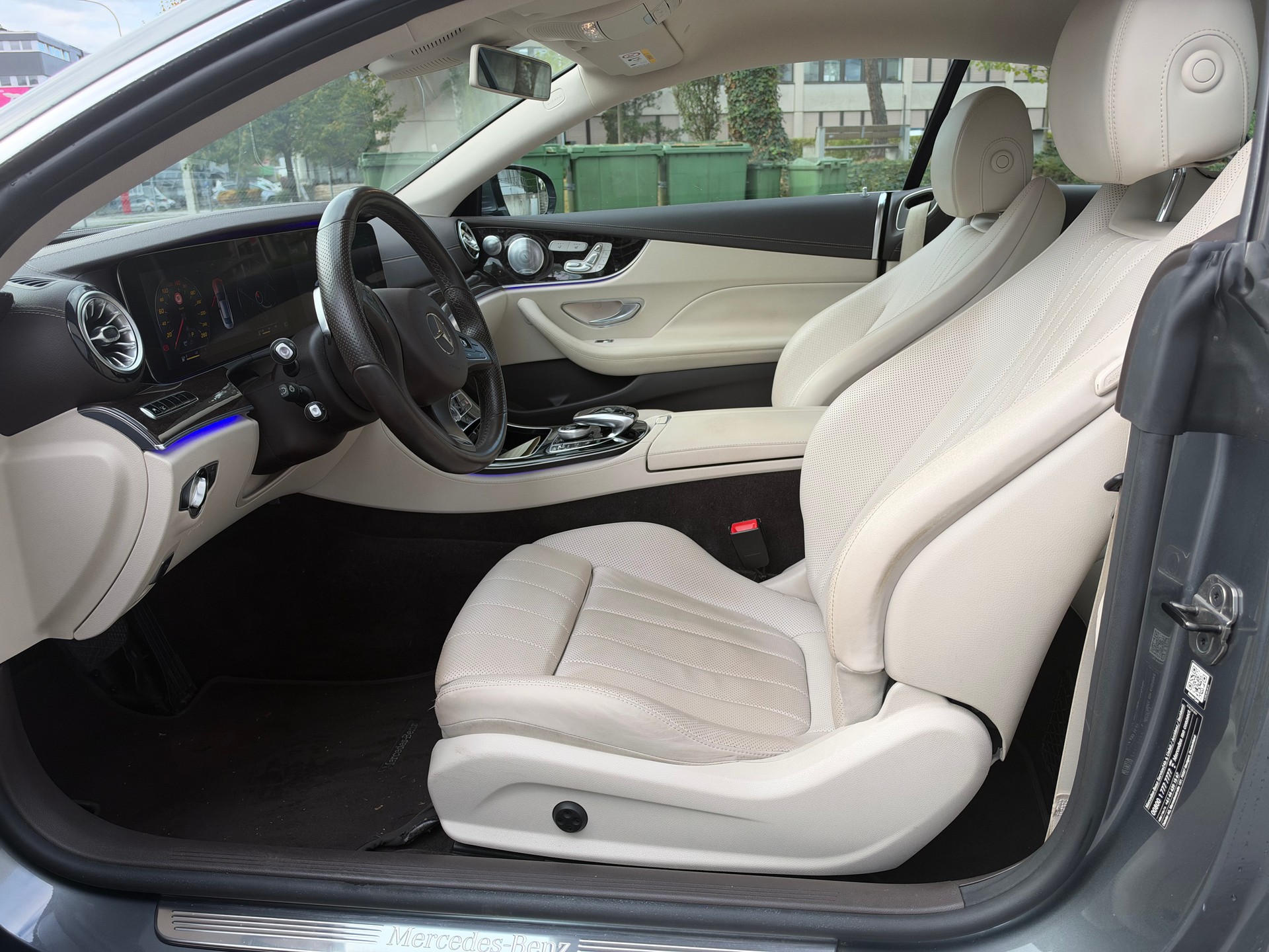MERCEDES-BENZ E 400 Coupé AMG Line 4 Matic 9G-Tronic-image-11