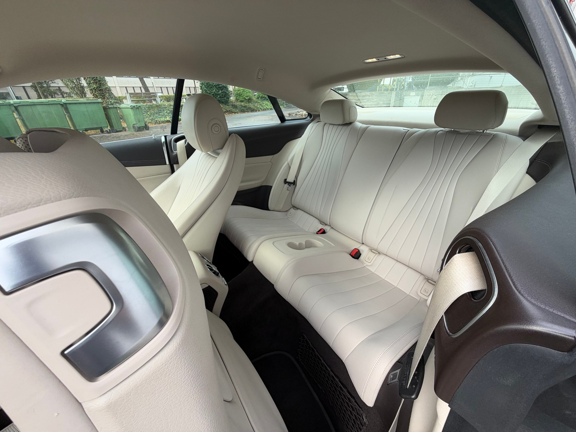 MERCEDES-BENZ E 400 Coupé AMG Line 4 Matic 9G-Tronic-image-13