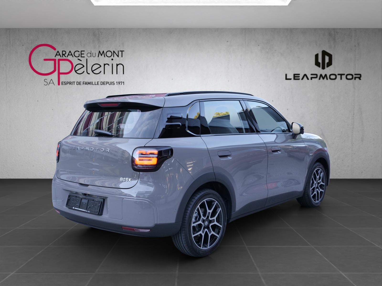 LEAPMOTOR B03X EV-image-3