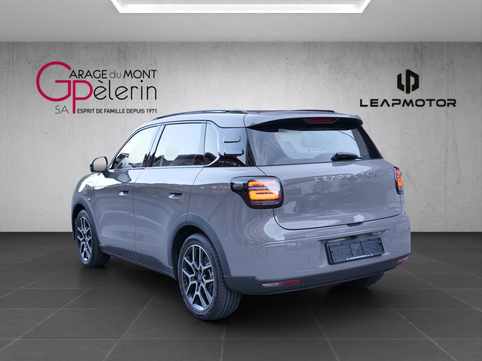 LEAPMOTOR B03X EV-image-1