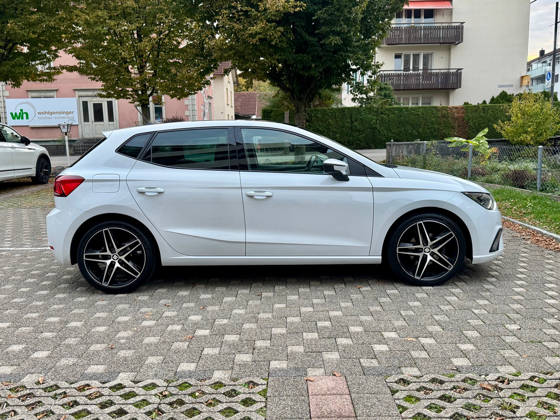 SEAT Ibiza 1.0 EcoTSI DSG FR-image-3