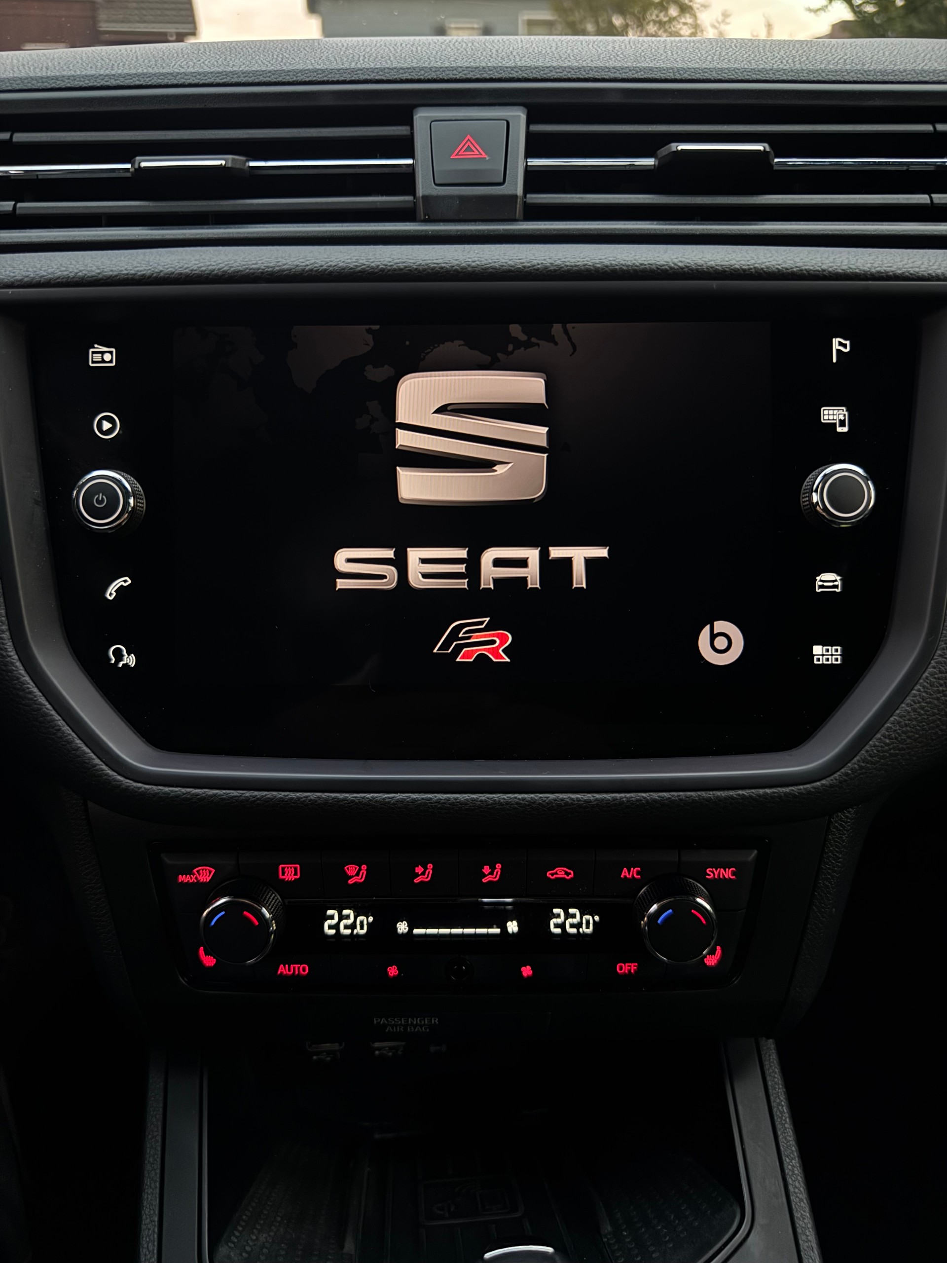 SEAT Ibiza 1.0 EcoTSI DSG FR-image-10