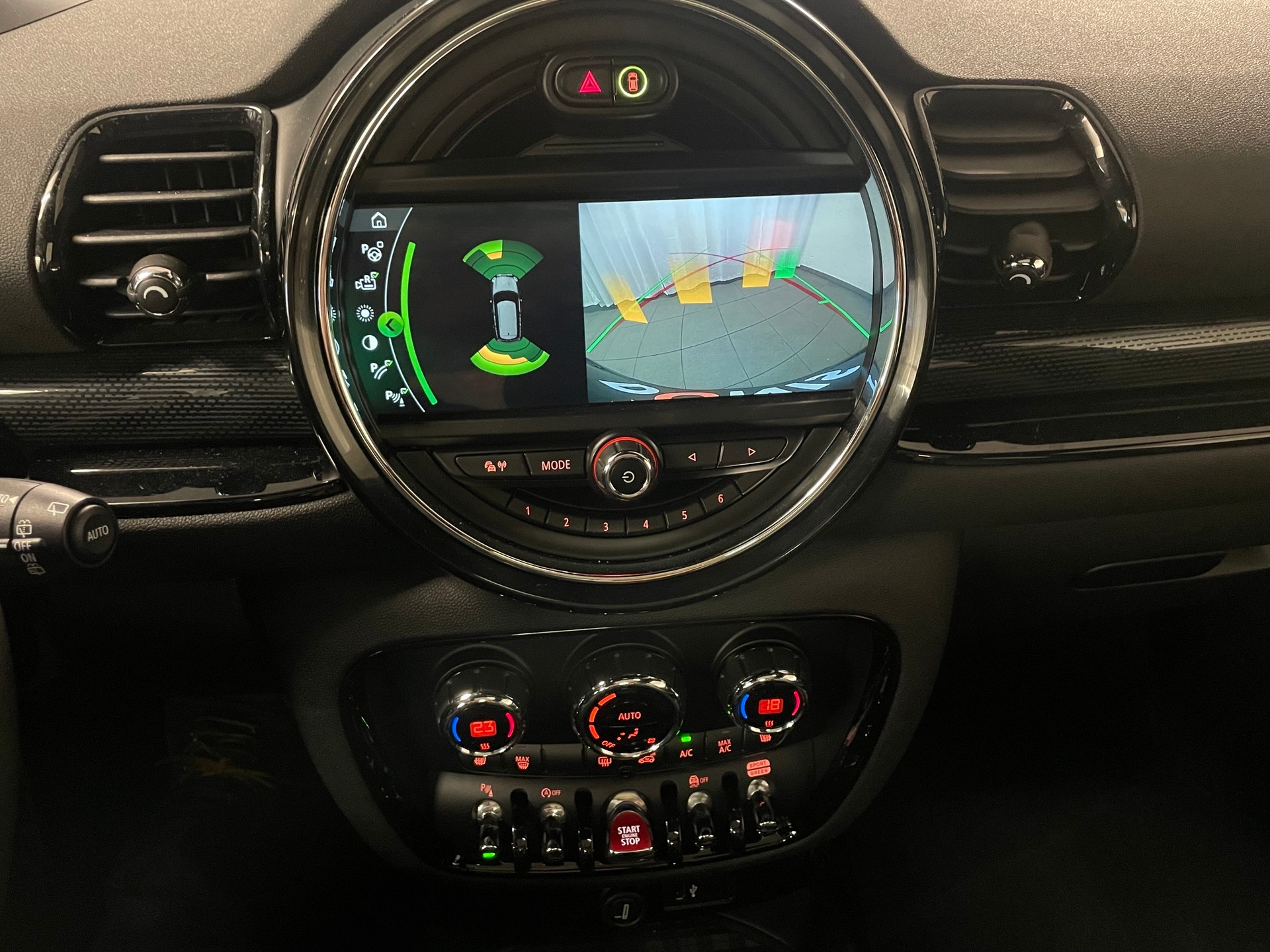 MINI Clubman Cooper SD ALL4 Steptronic-image-13