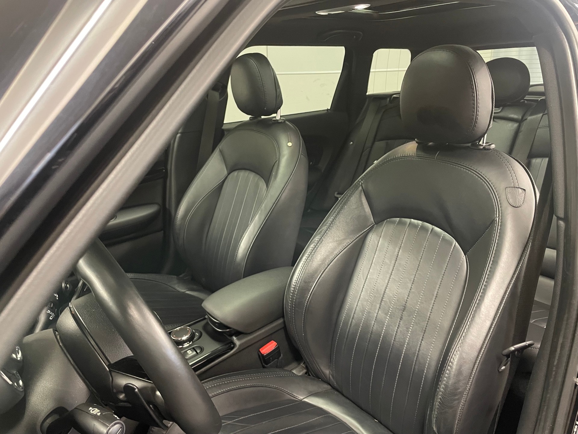 MINI Clubman Cooper SD ALL4 Steptronic-image-6