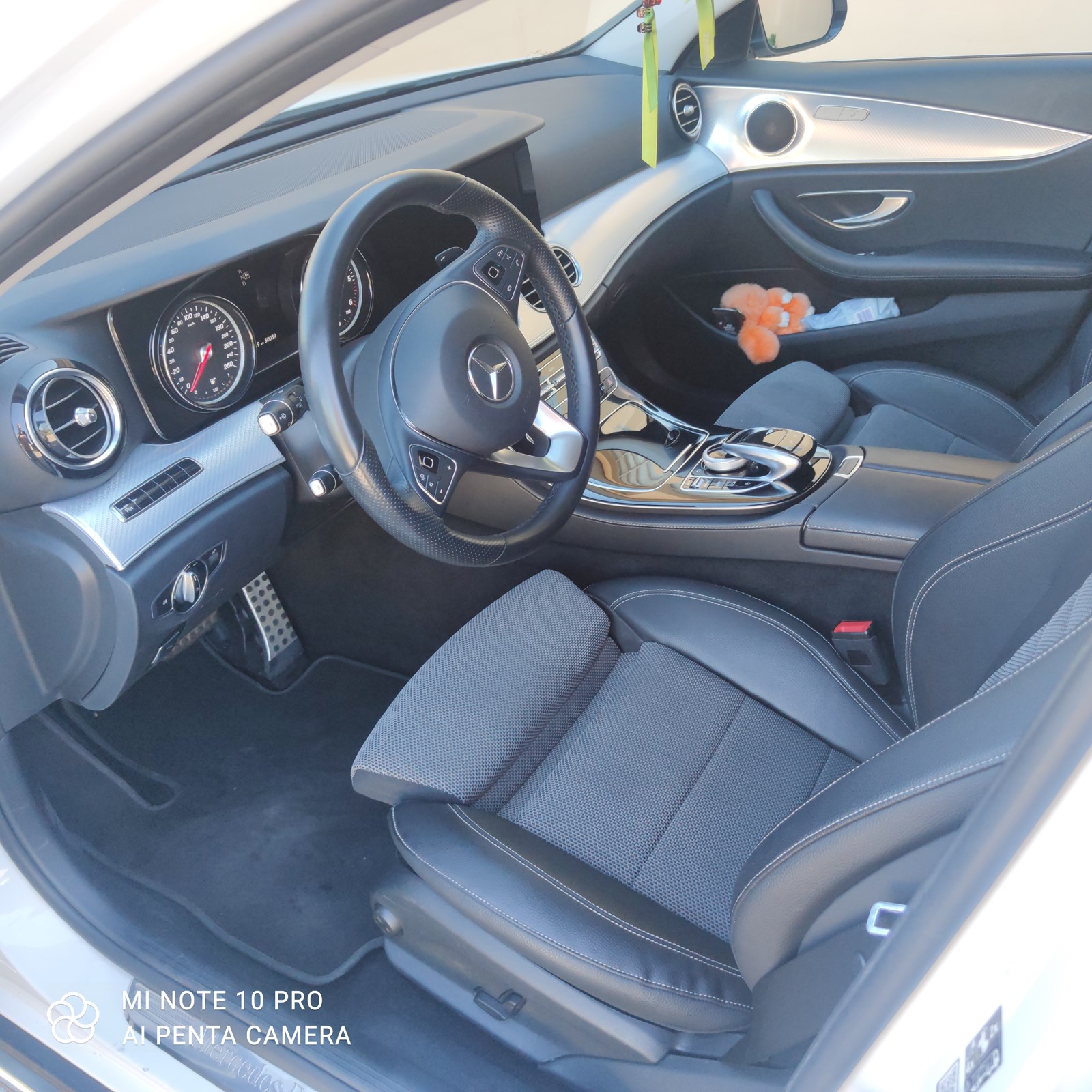 MERCEDES-BENZ E 220 d All-Terrain Avantgarde 4Matic 9G-Tronic-image-1