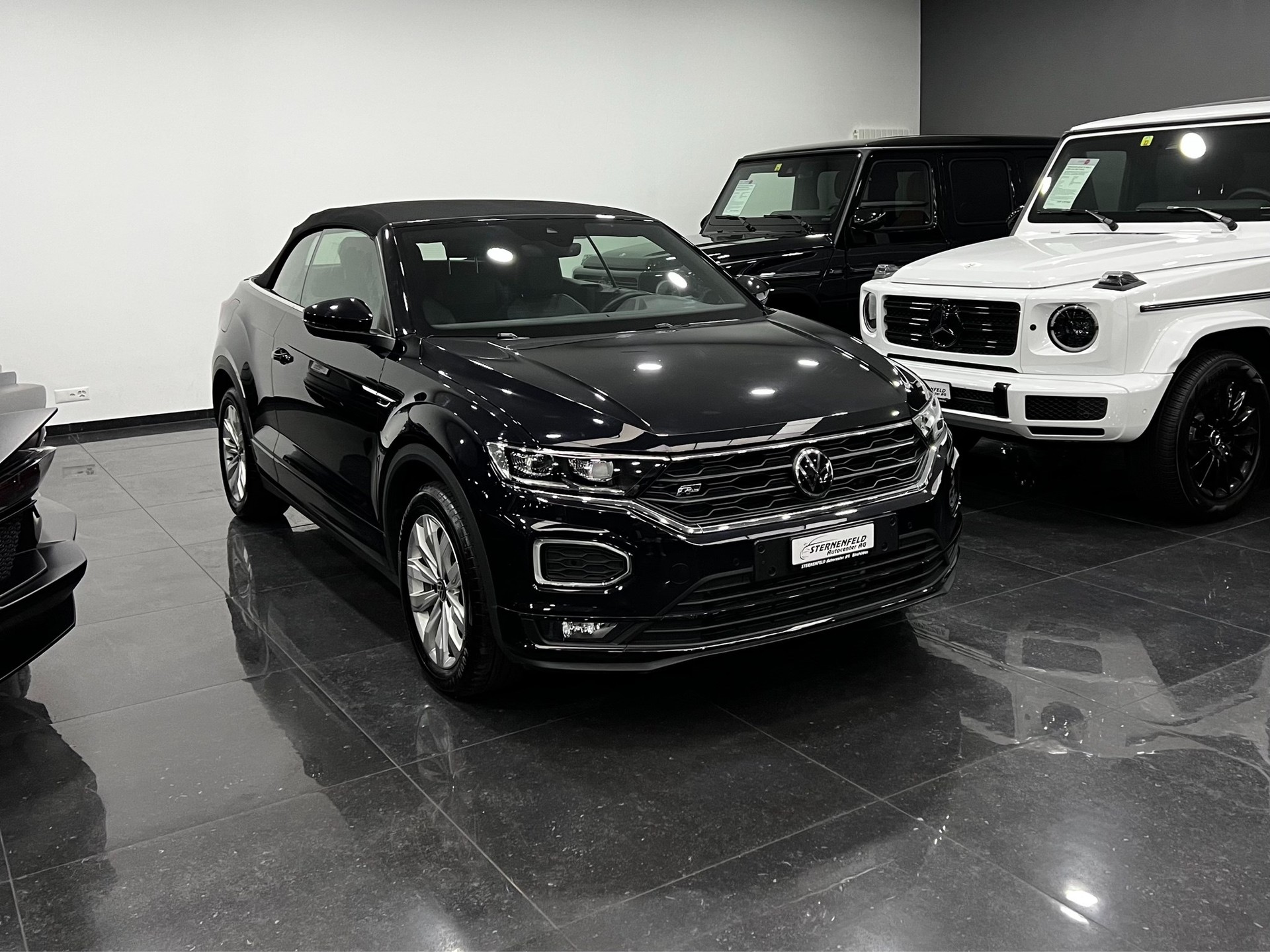 VW T-Roc Cabriolet 1.5 TSI EVO R-Line DSG-image-2