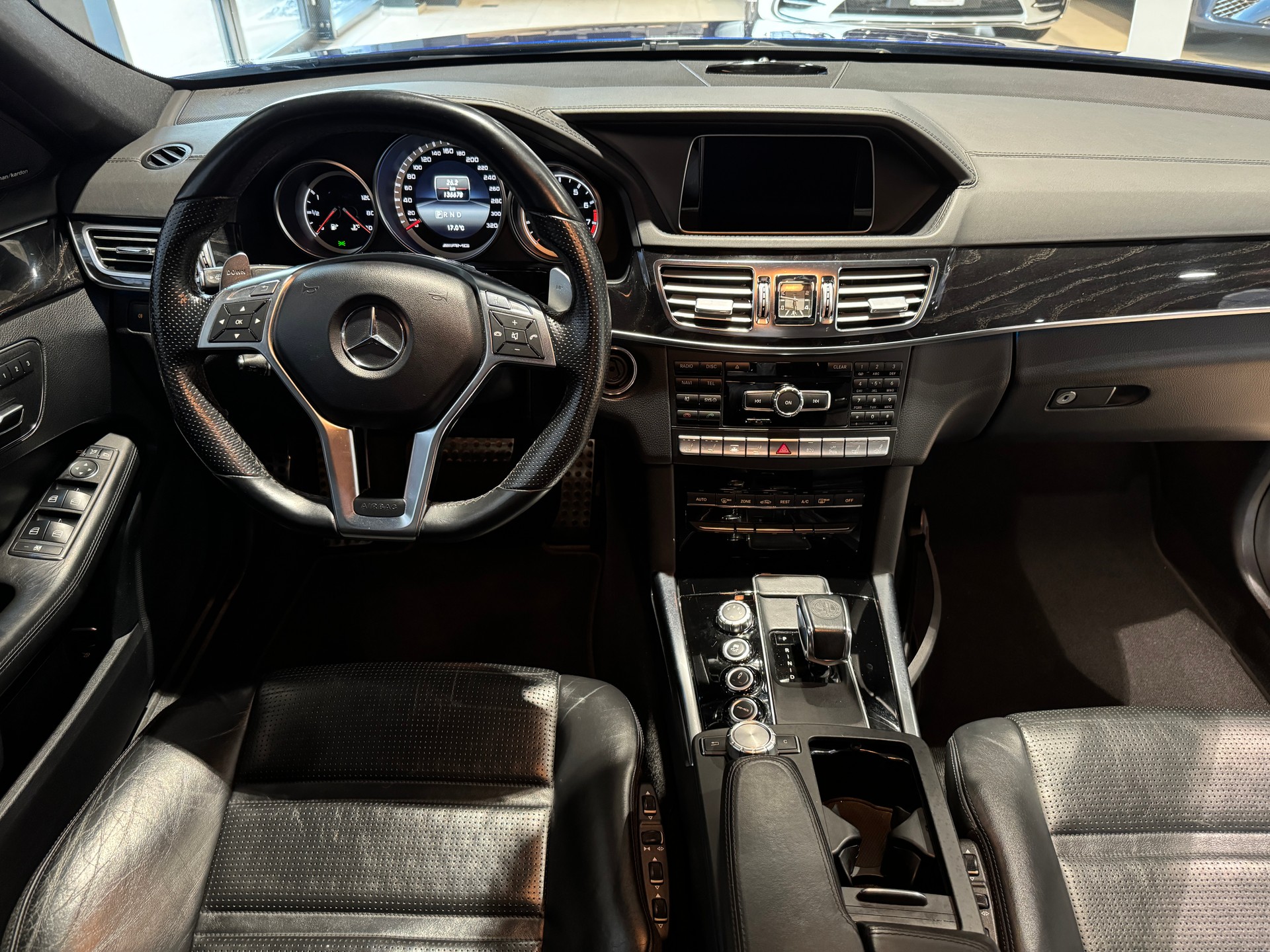 MERCEDES-BENZ E 63 AMG Speedshift-image-9