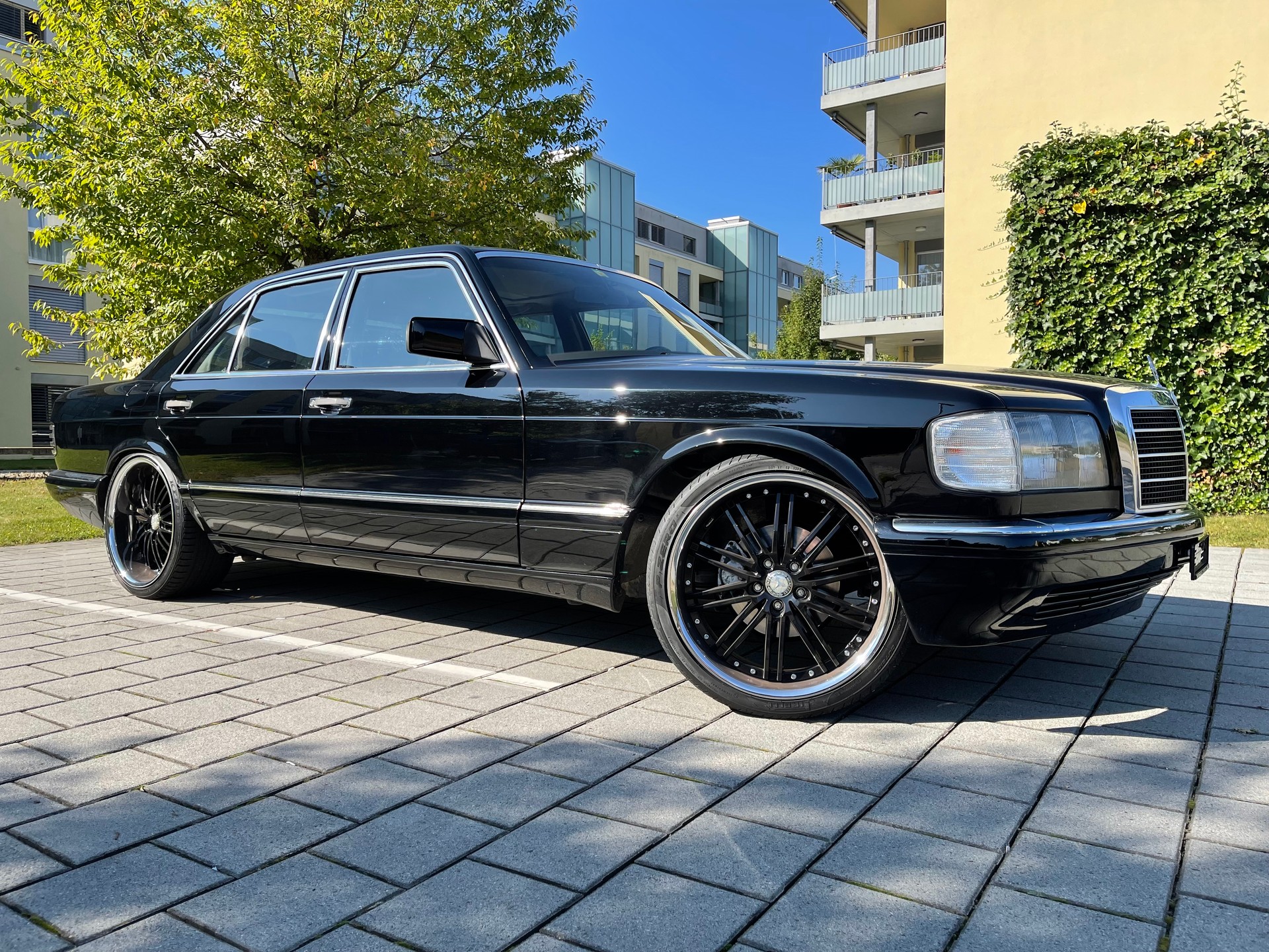 MERCEDES-BENZ 300 SE-image-1