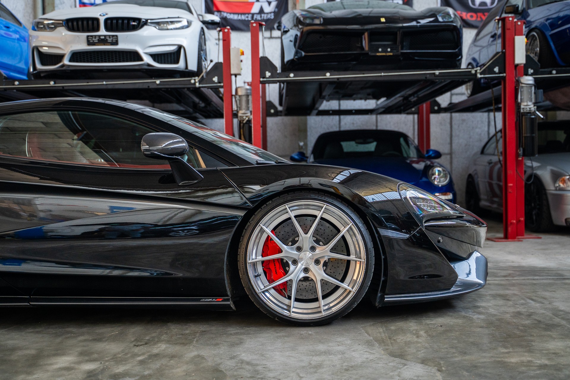 McLAREN 570S Coupé 3.8 V8 SSG-image-8