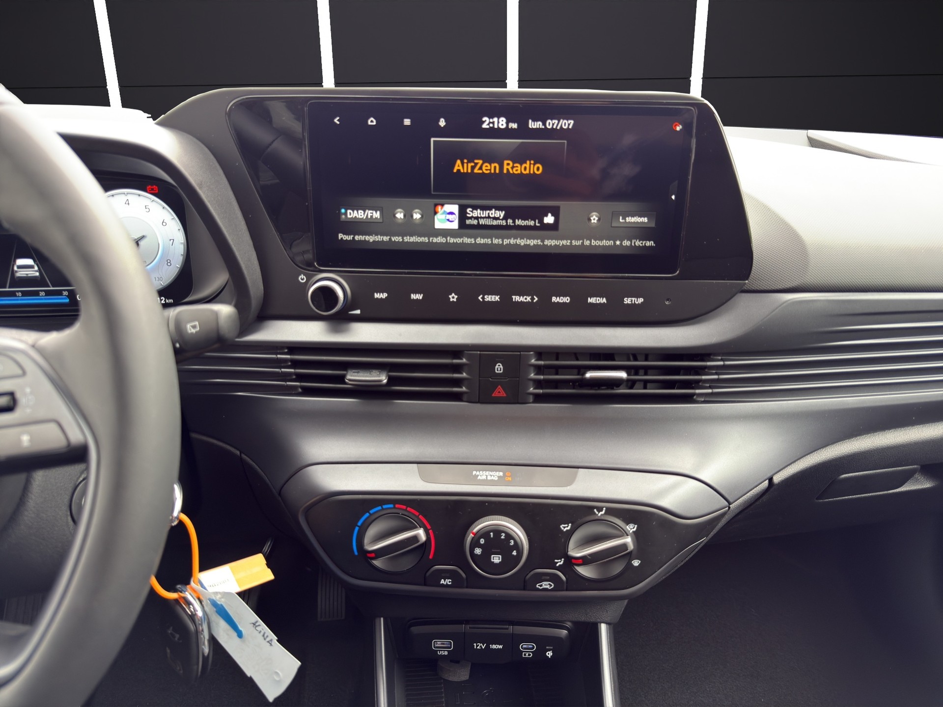HYUNDAI i20 1.0 T-GDi Amplia DCT-image-10