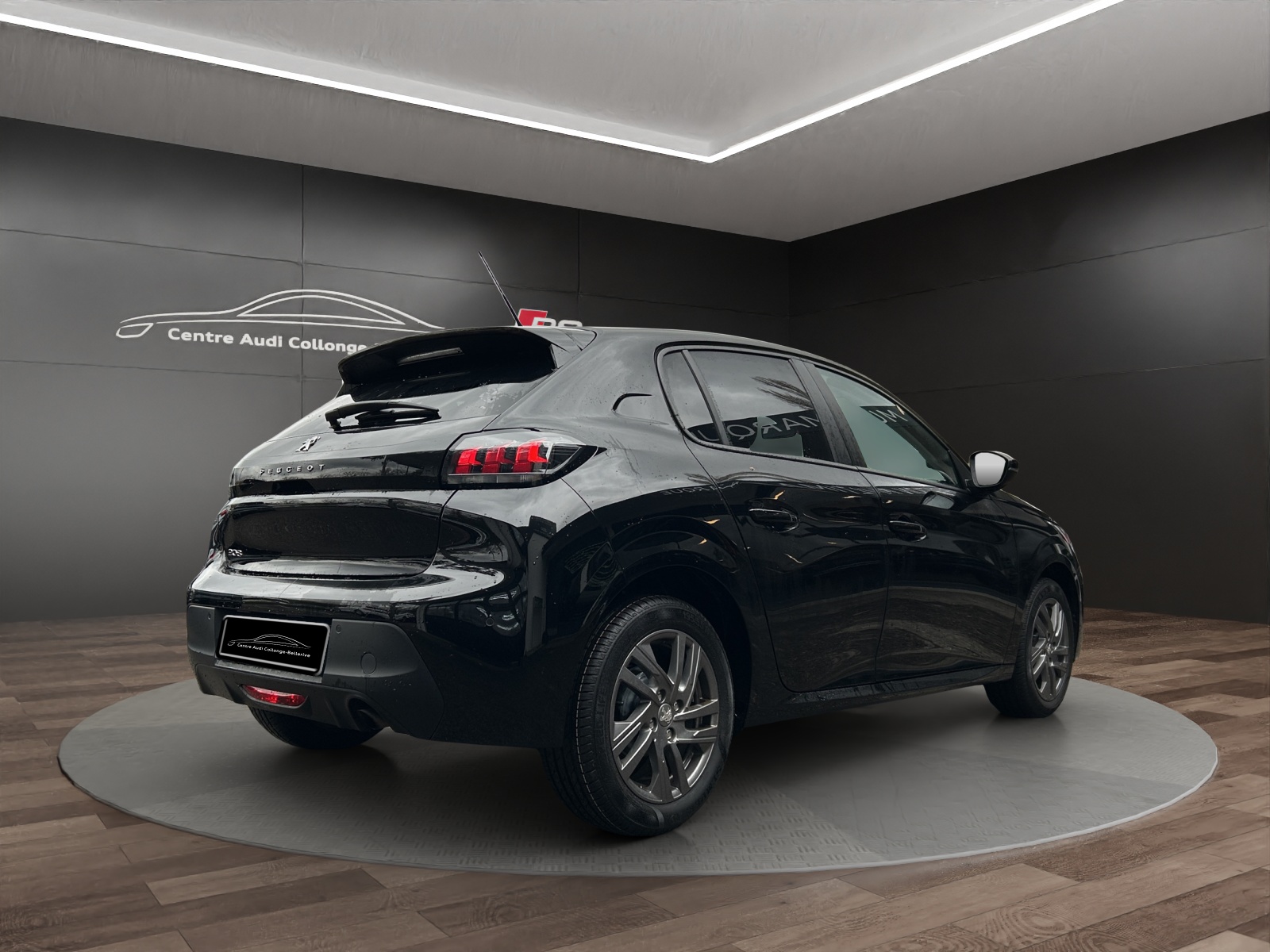 PEUGEOT 208 1.2 PureTech Active Pack-image-5