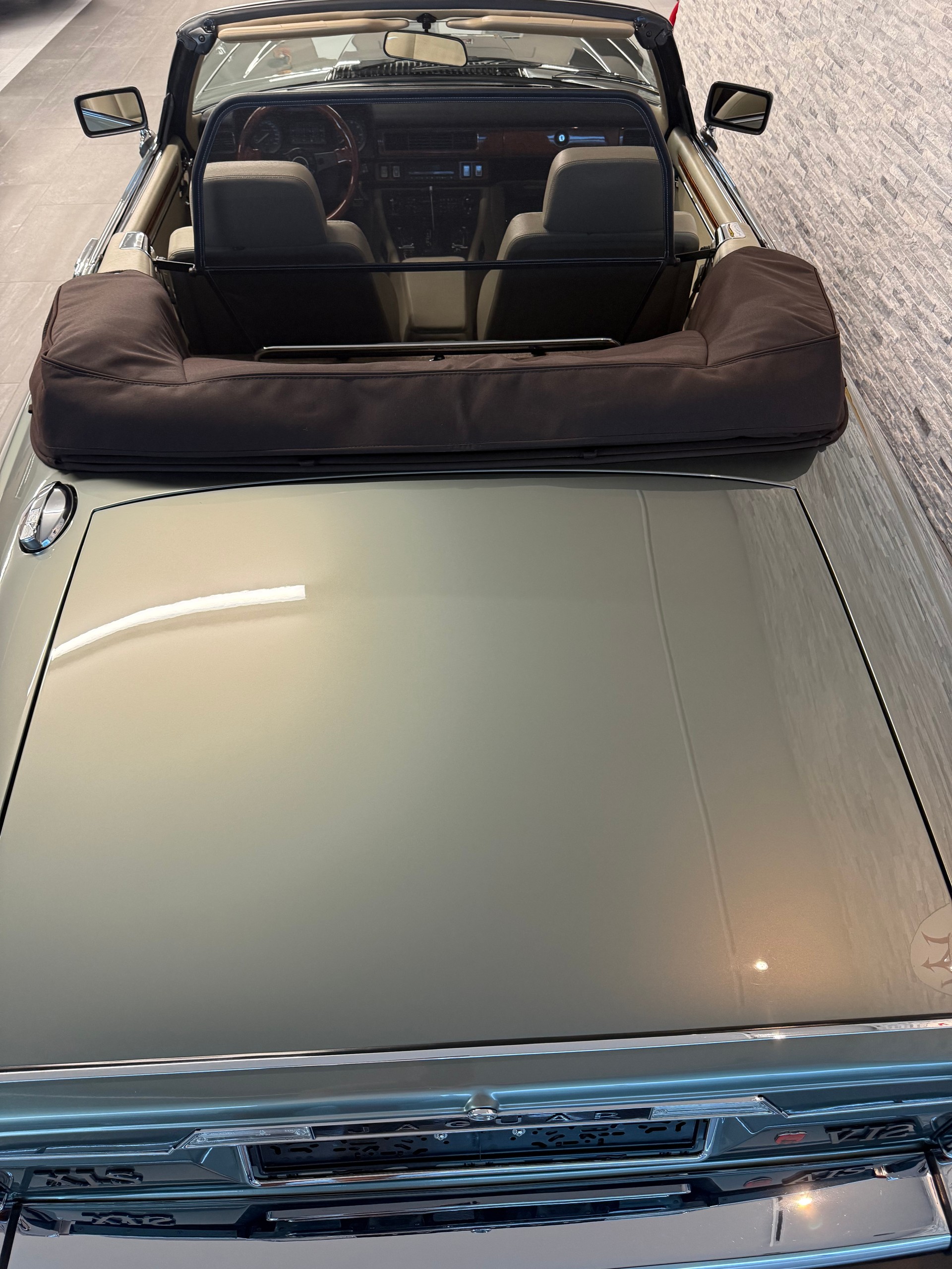 JAGUAR XJS 5.3 V12 Convertible-image-8