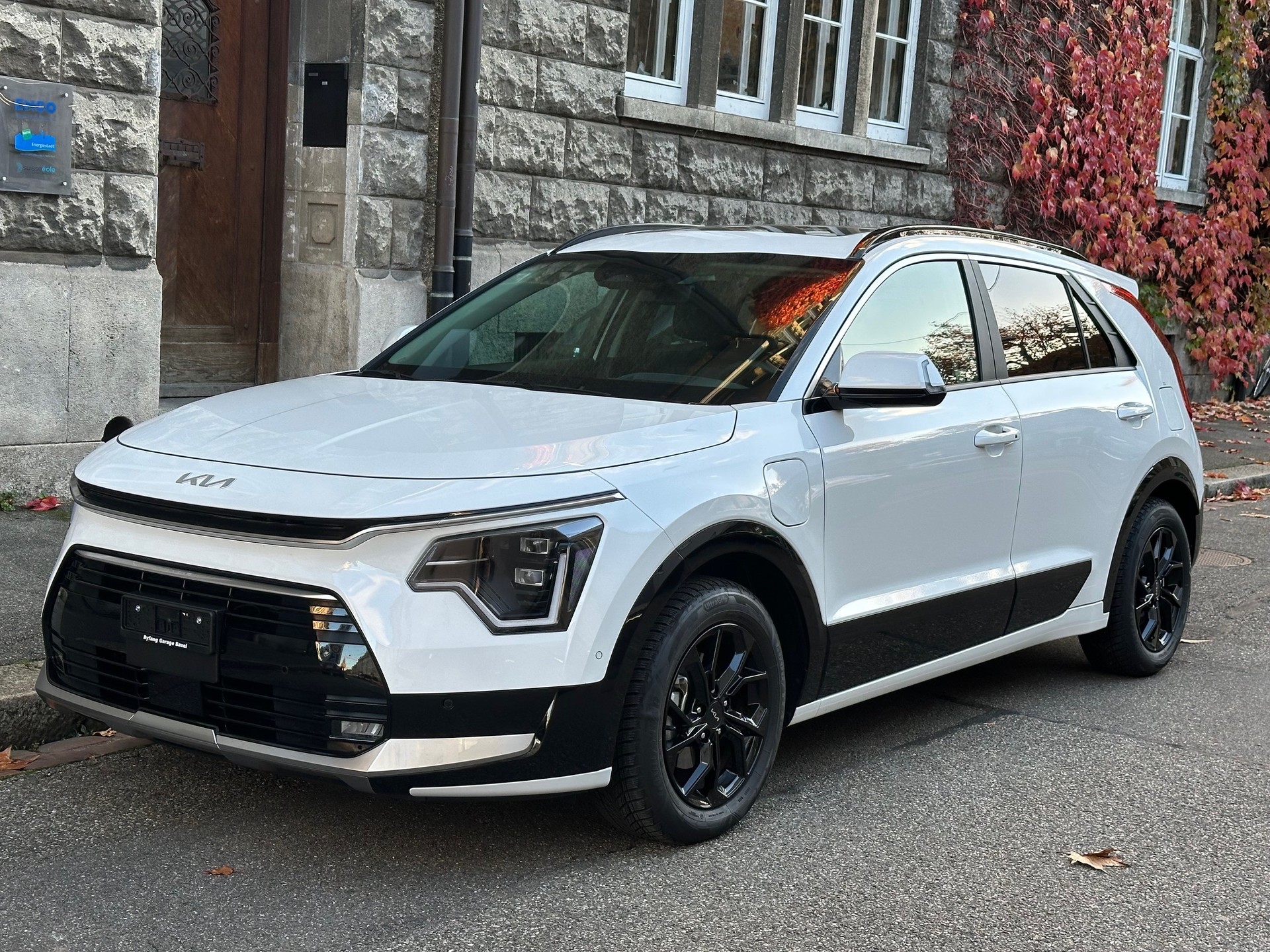 KIA Niro 1.6GDi Plug-in Hybrid Style DCT-image-0
