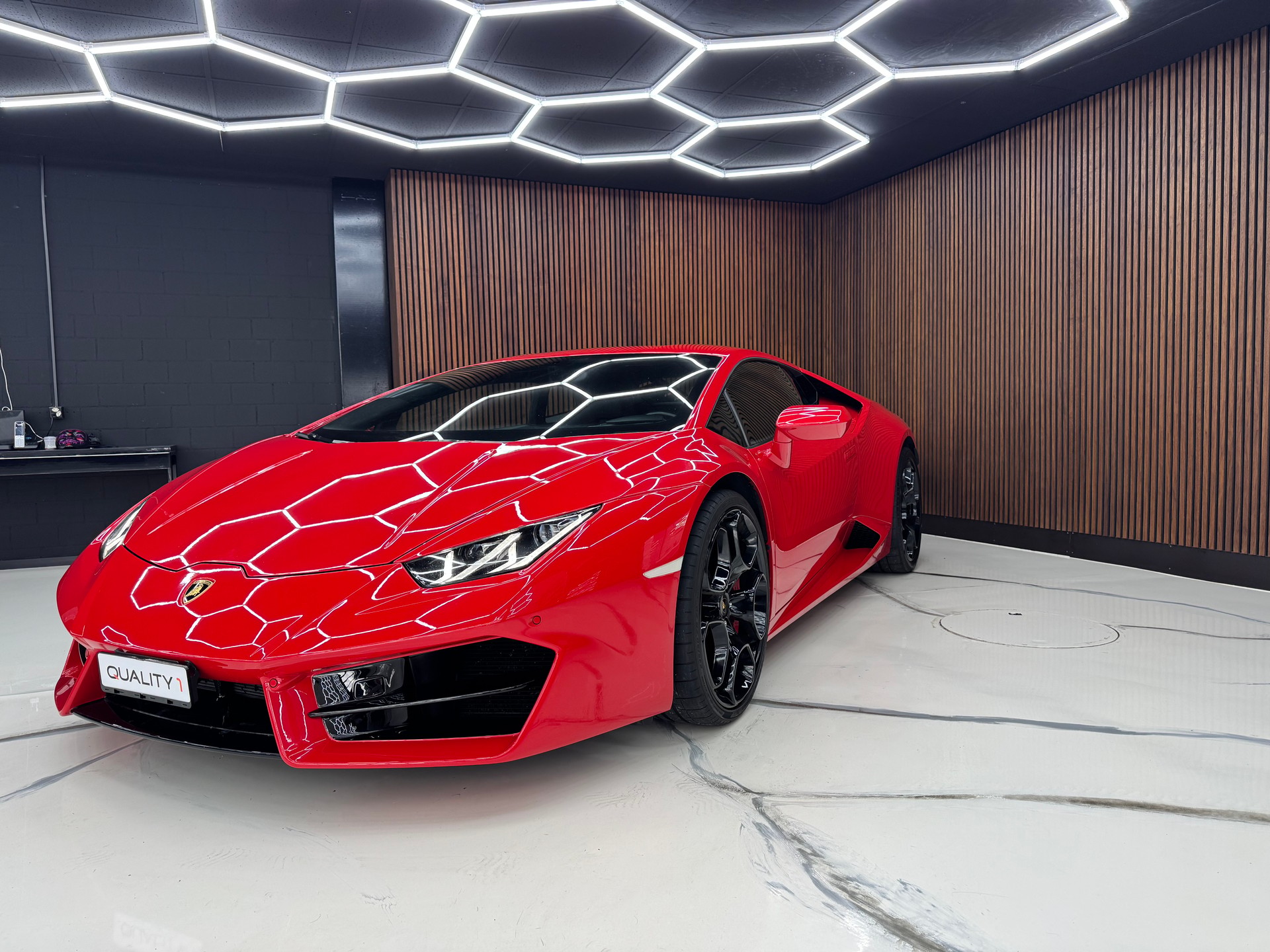 LAMBORGHINI Huracan LP580-2 Coupé DCT RWD-image-0