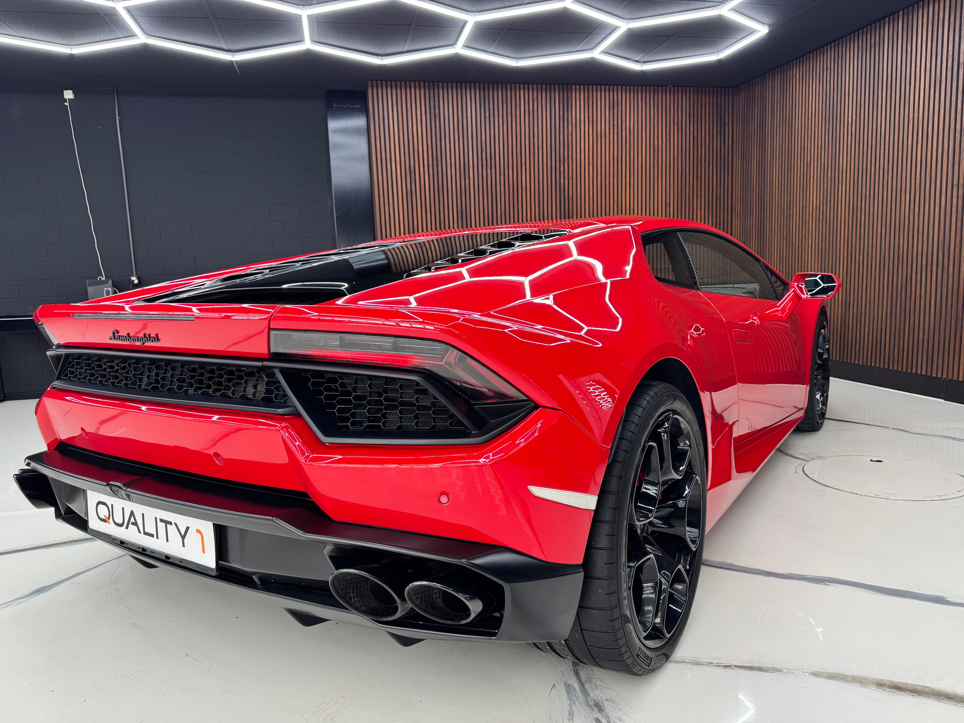 LAMBORGHINI Huracan LP580-2 Coupé DCT RWD-image-6