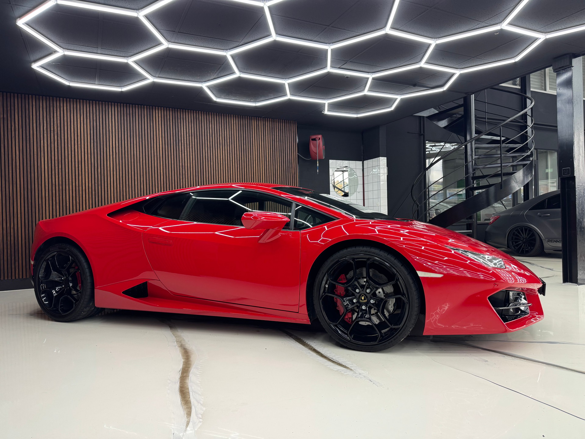 LAMBORGHINI Huracan LP580-2 Coupé DCT RWD-image-4