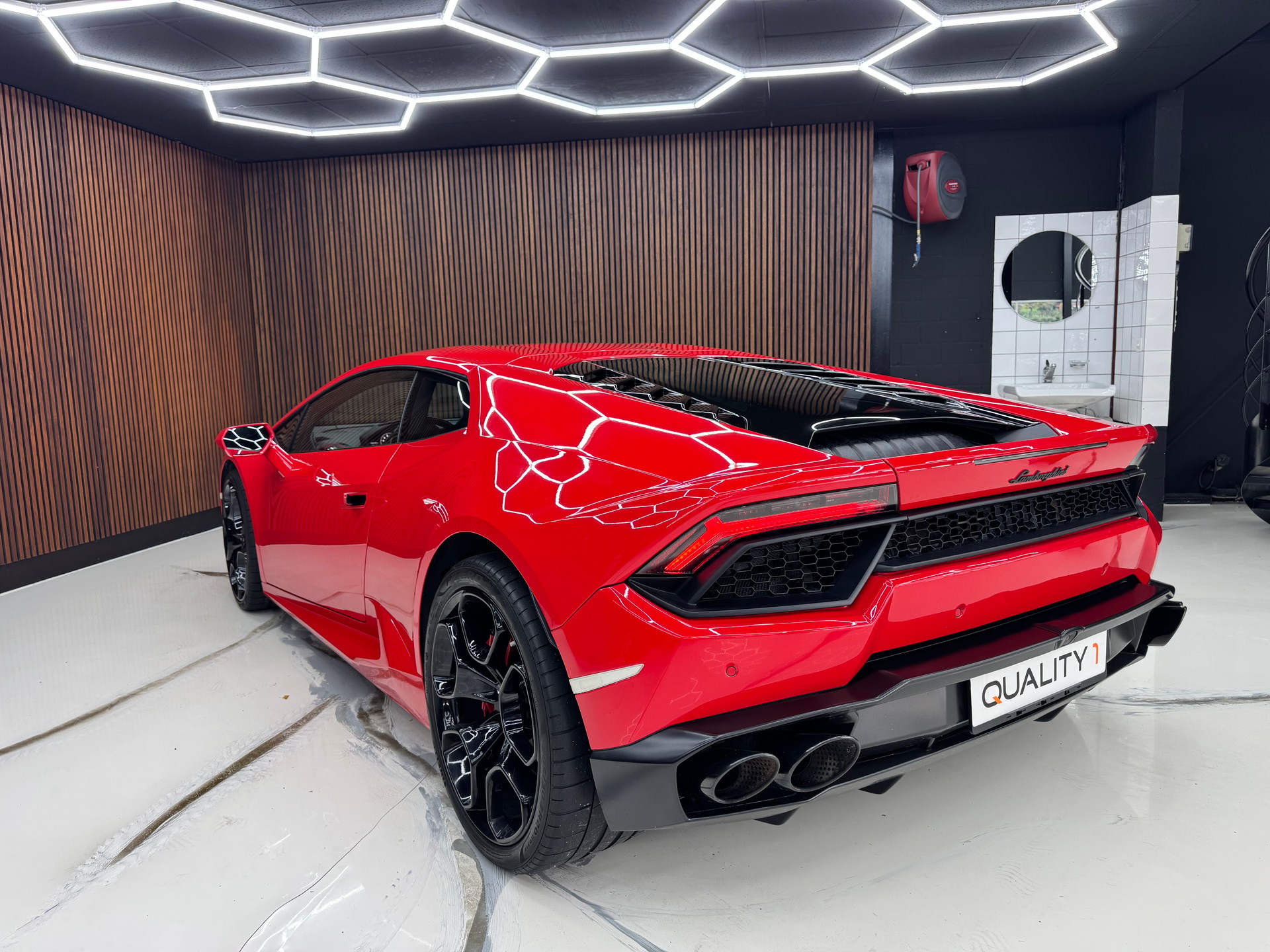 LAMBORGHINI Huracan LP580-2 Coupé DCT RWD-image-9