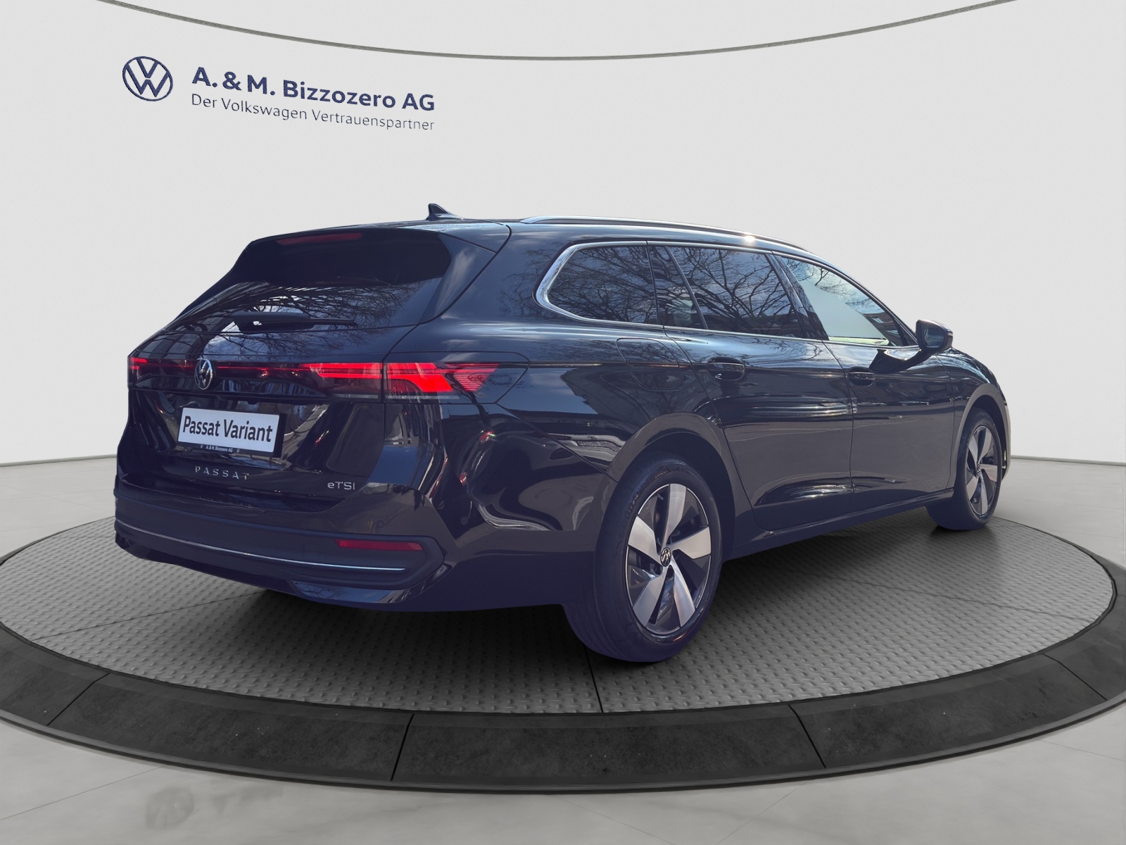 VW Passat Variant 1.5 eTSI evo2 Business DSG-image-4