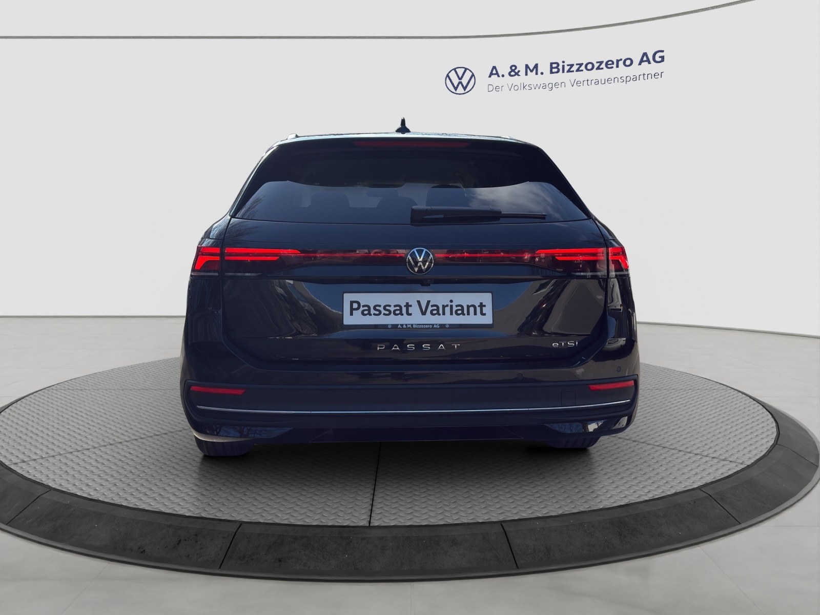 VW Passat Variant 1.5 eTSI evo2 Business DSG-image-3