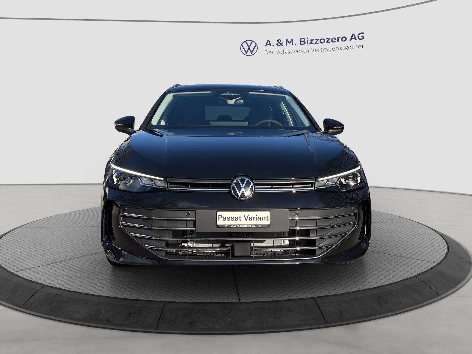 VW Passat Variant 1.5 eTSI evo2 Business DSG-image-7