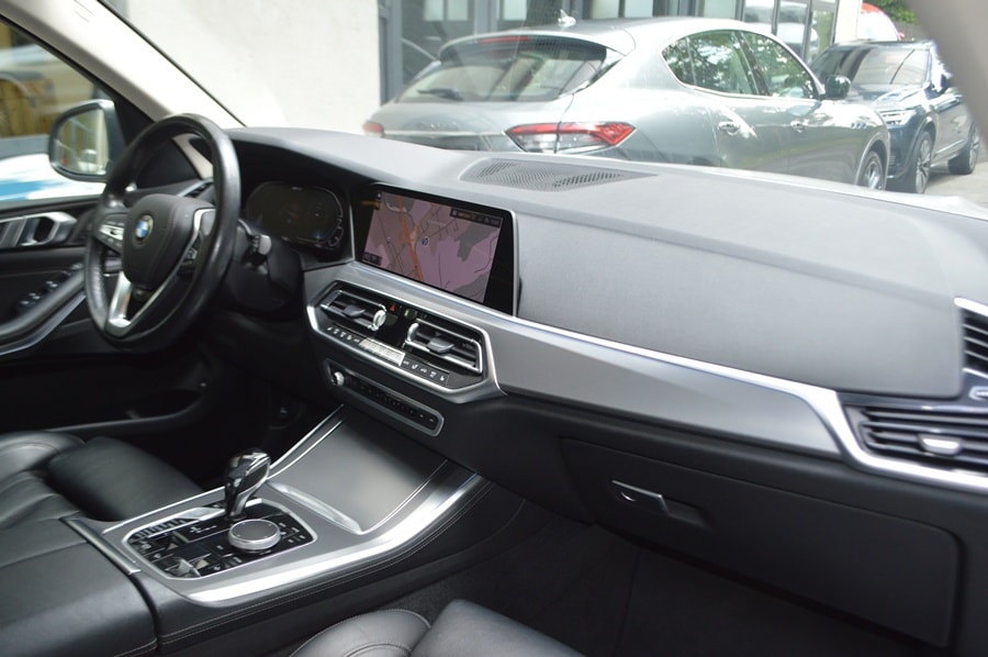 BMW X5 xDrive45e Steptronic I Mineralweiss Metallic-image-6