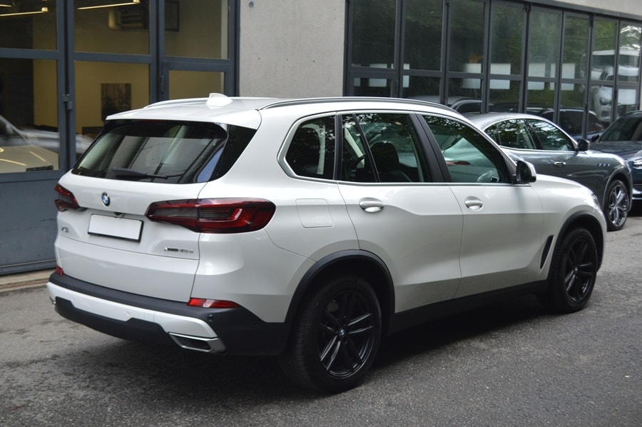 BMW X5 xDrive45e Steptronic I Mineralweiss Metallic-image-2