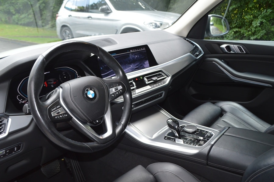 BMW X5 xDrive45e Steptronic I Mineralweiss Metallic-image-4