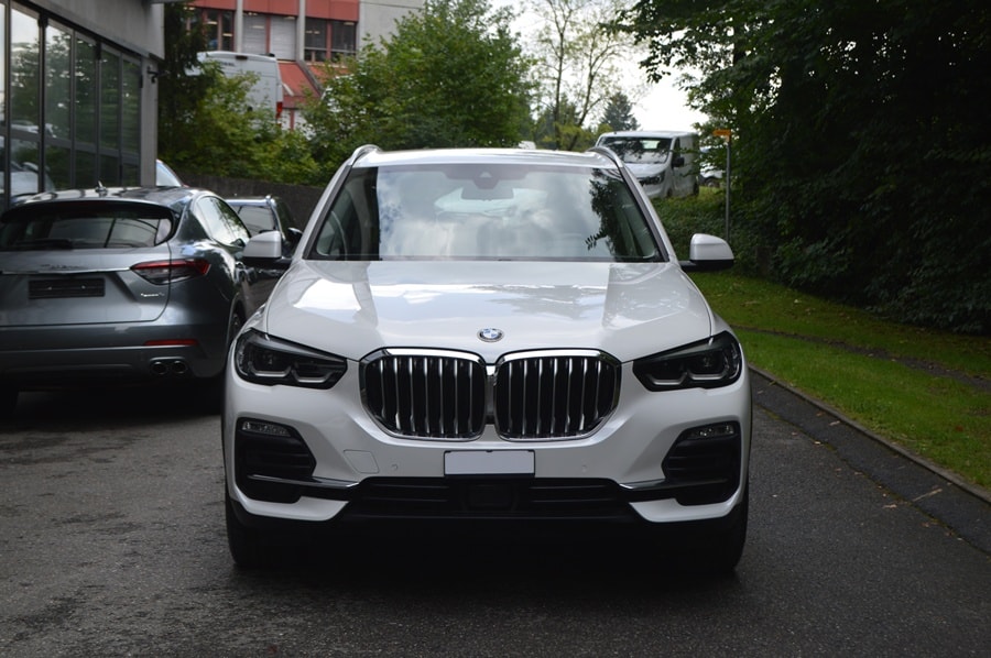 BMW X5 xDrive45e Steptronic I Mineralweiss Metallic-image-1