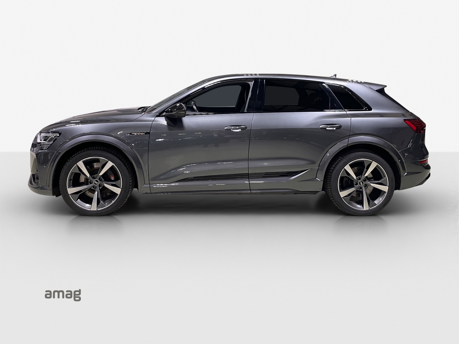 AUDI e-tron S quattro-image-2
