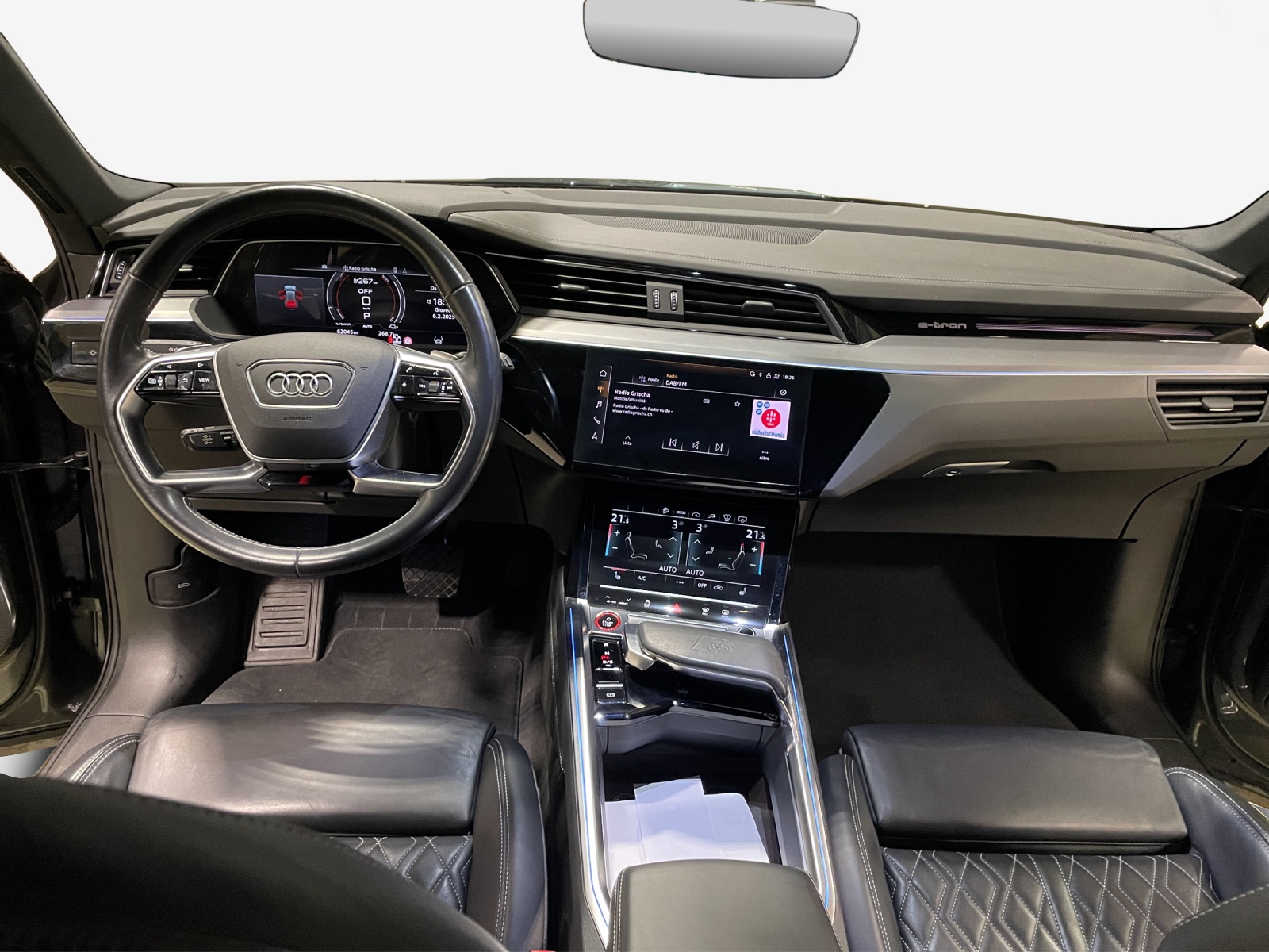 AUDI e-tron S quattro-image-9
