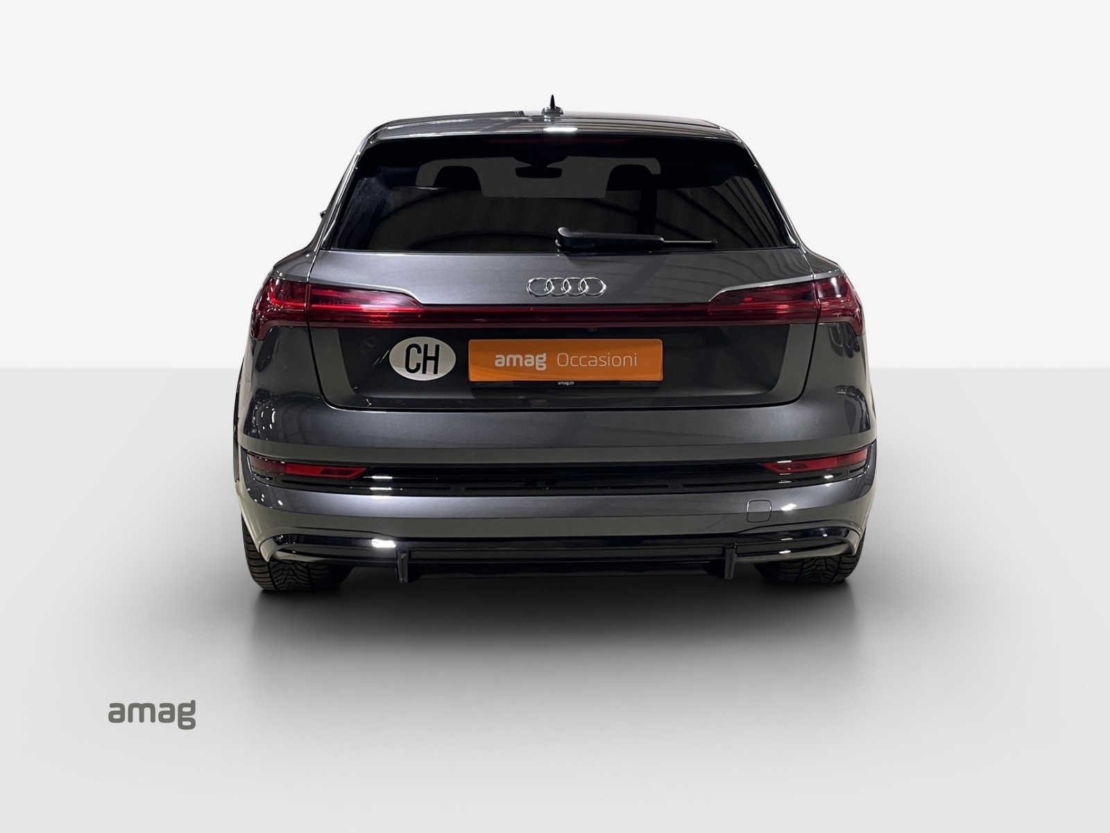 AUDI e-tron S quattro-image-4