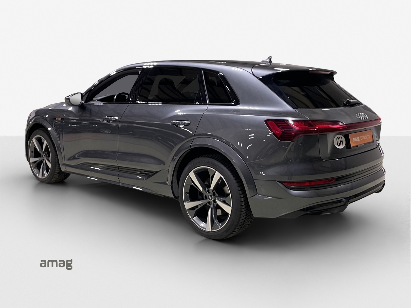 AUDI e-tron S quattro-image-3