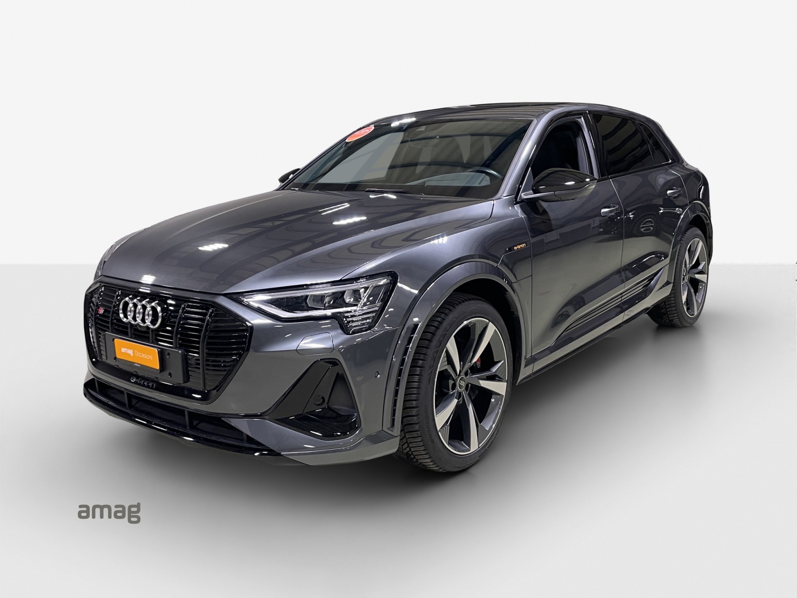 AUDI e-tron S quattro-image-0