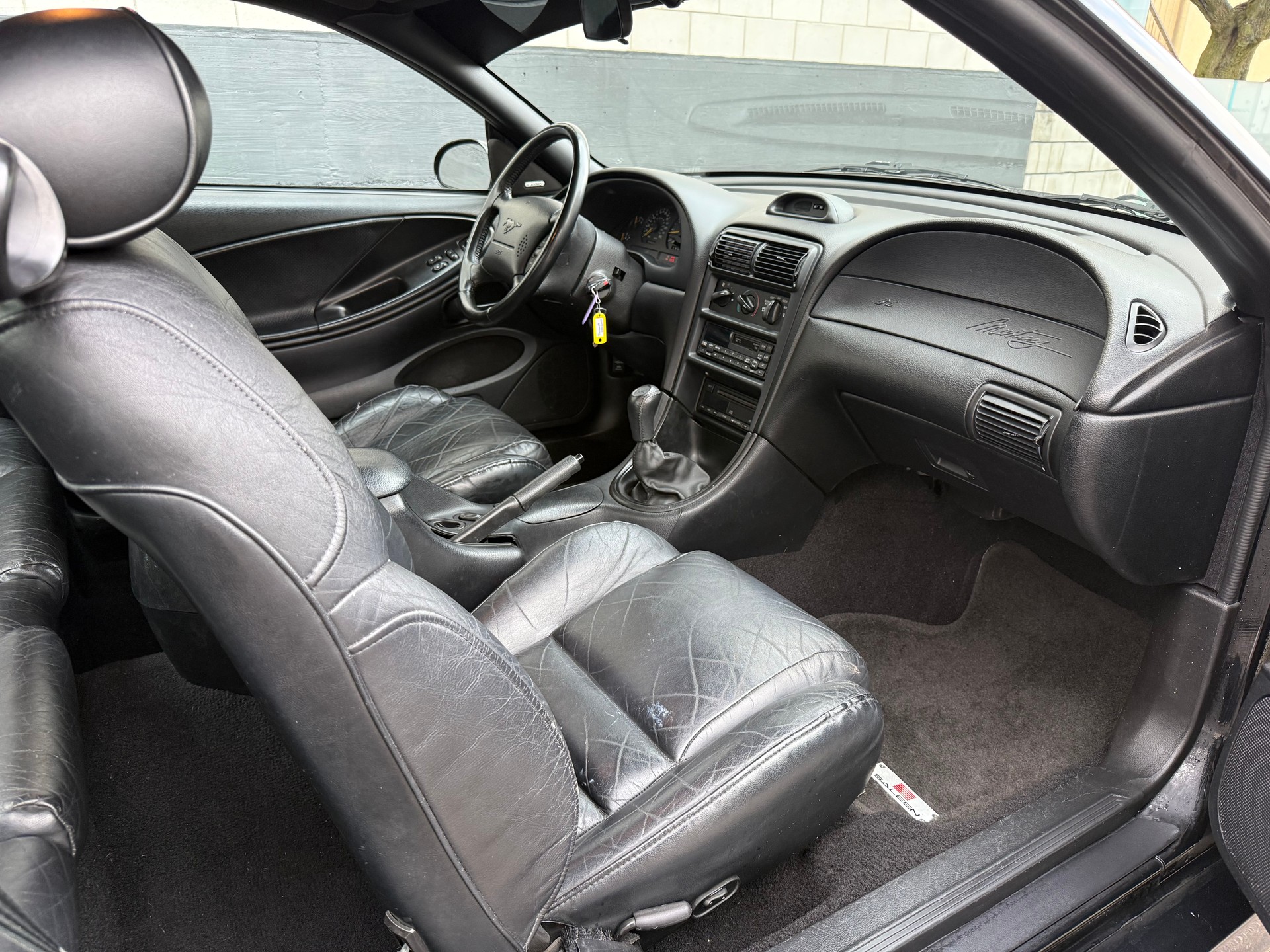 FORD Mustang GT 5.0-image-13
