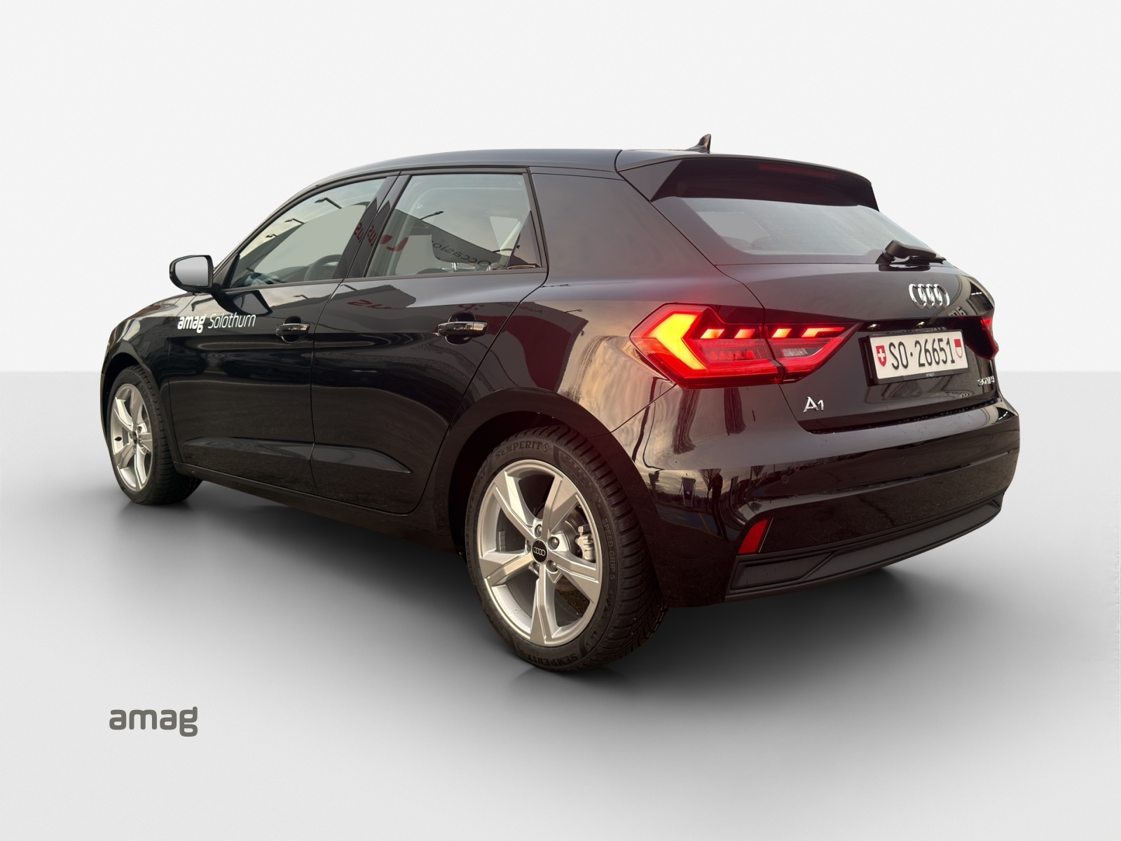 AUDI A1 Sportback 30 TFSI Attraction S-tronic-image-2