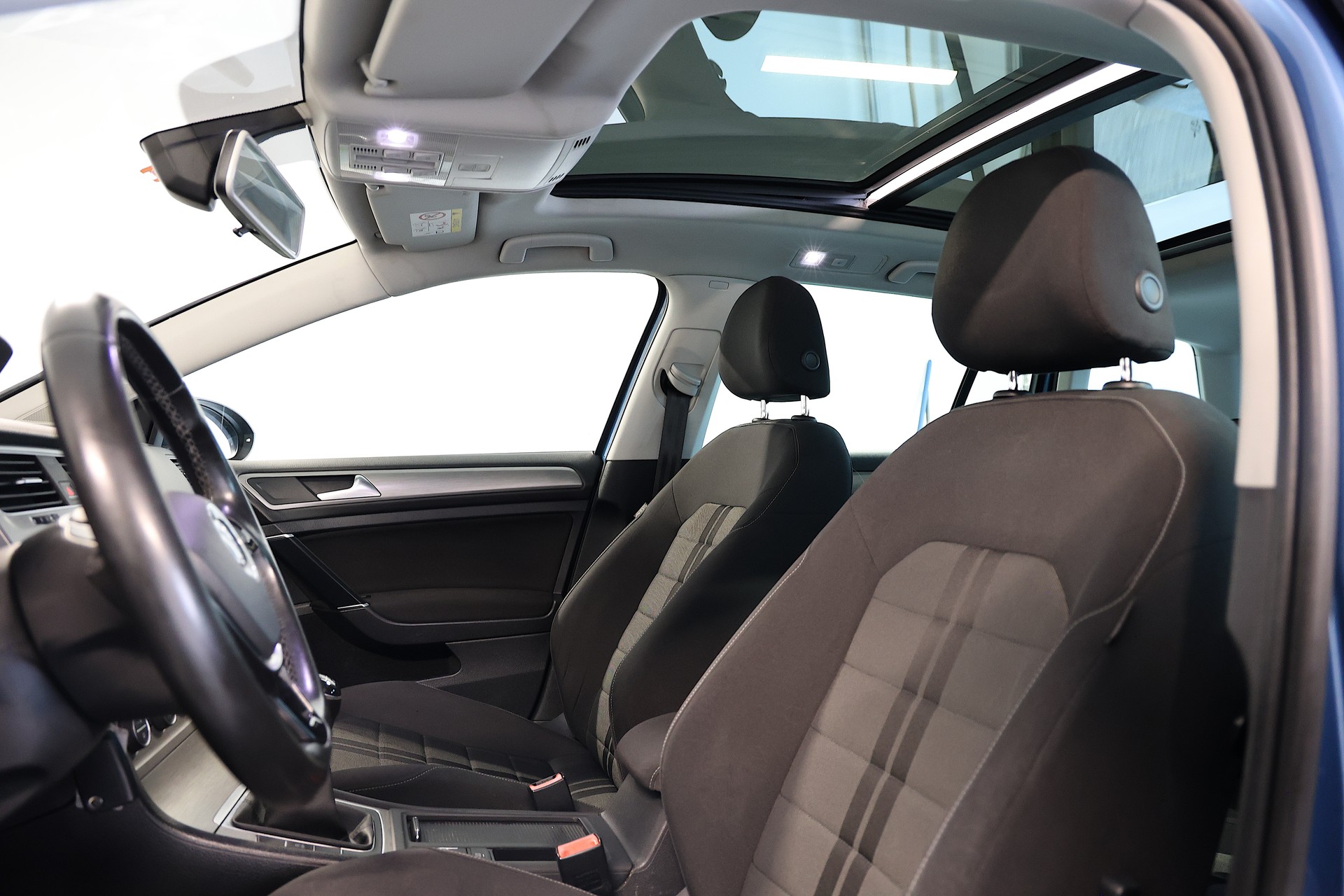 VW Golf Variant 1.4 TSI Comfortline frisch ab MFK-image-6