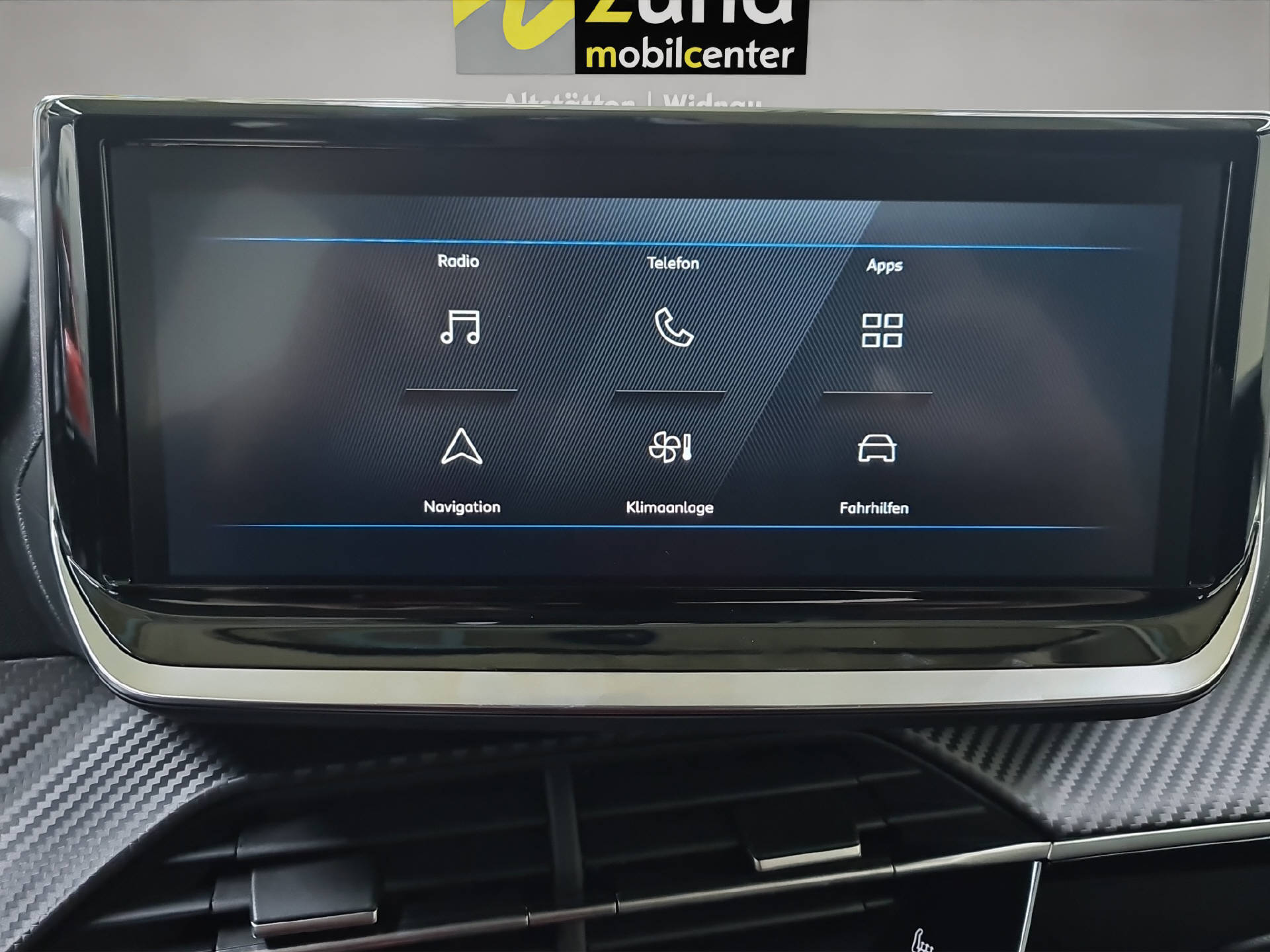 PEUGEOT 208 1.2 Hybrid 110 Style-image-13