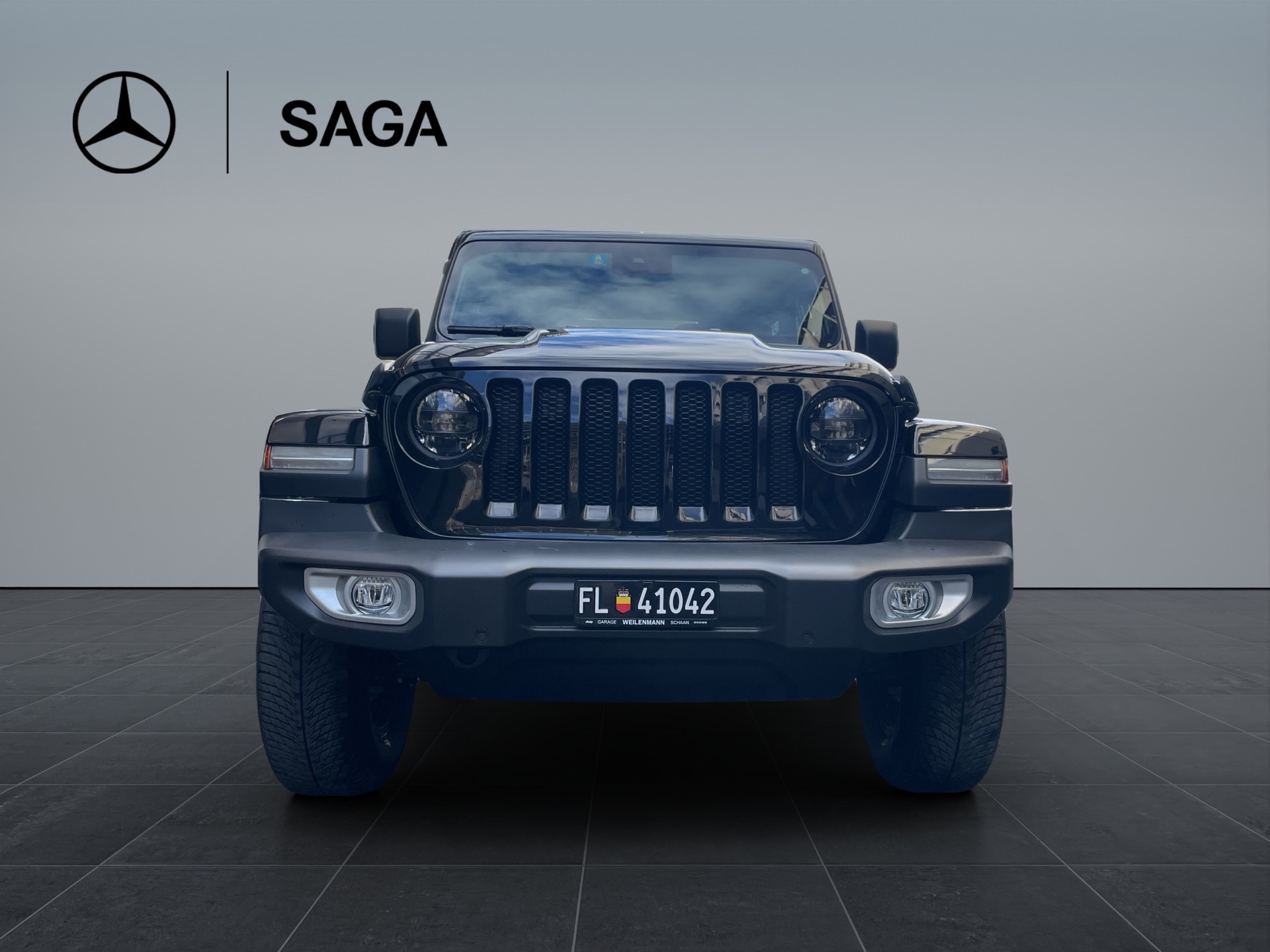 JEEP Wrangler 2.0 Sahara Automatic-image-1