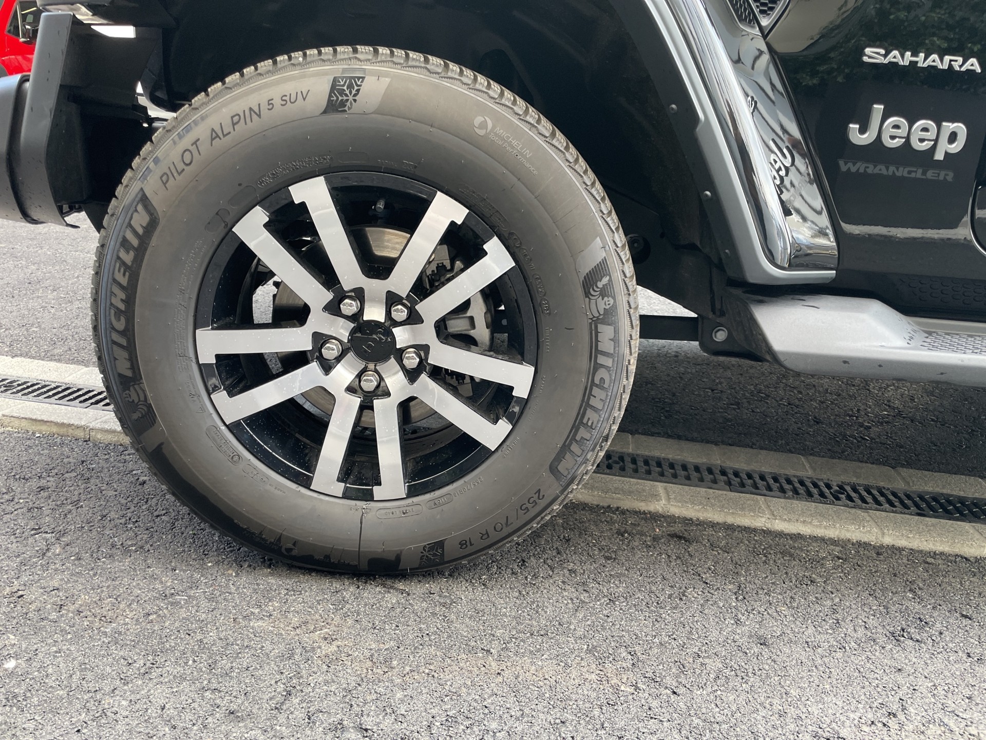 JEEP Wrangler 2.0 Sahara Automatic-image-6