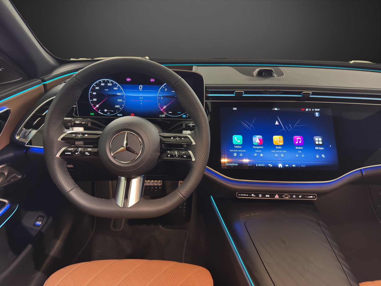 MERCEDES-BENZ E 450 d T 4Matic 9G-Tronic-image-11